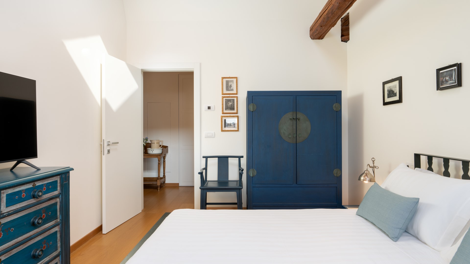 Villa Barchessa Panigai, Neoclassical Calm in Veneto’s Prosecco Hills - Photo 46