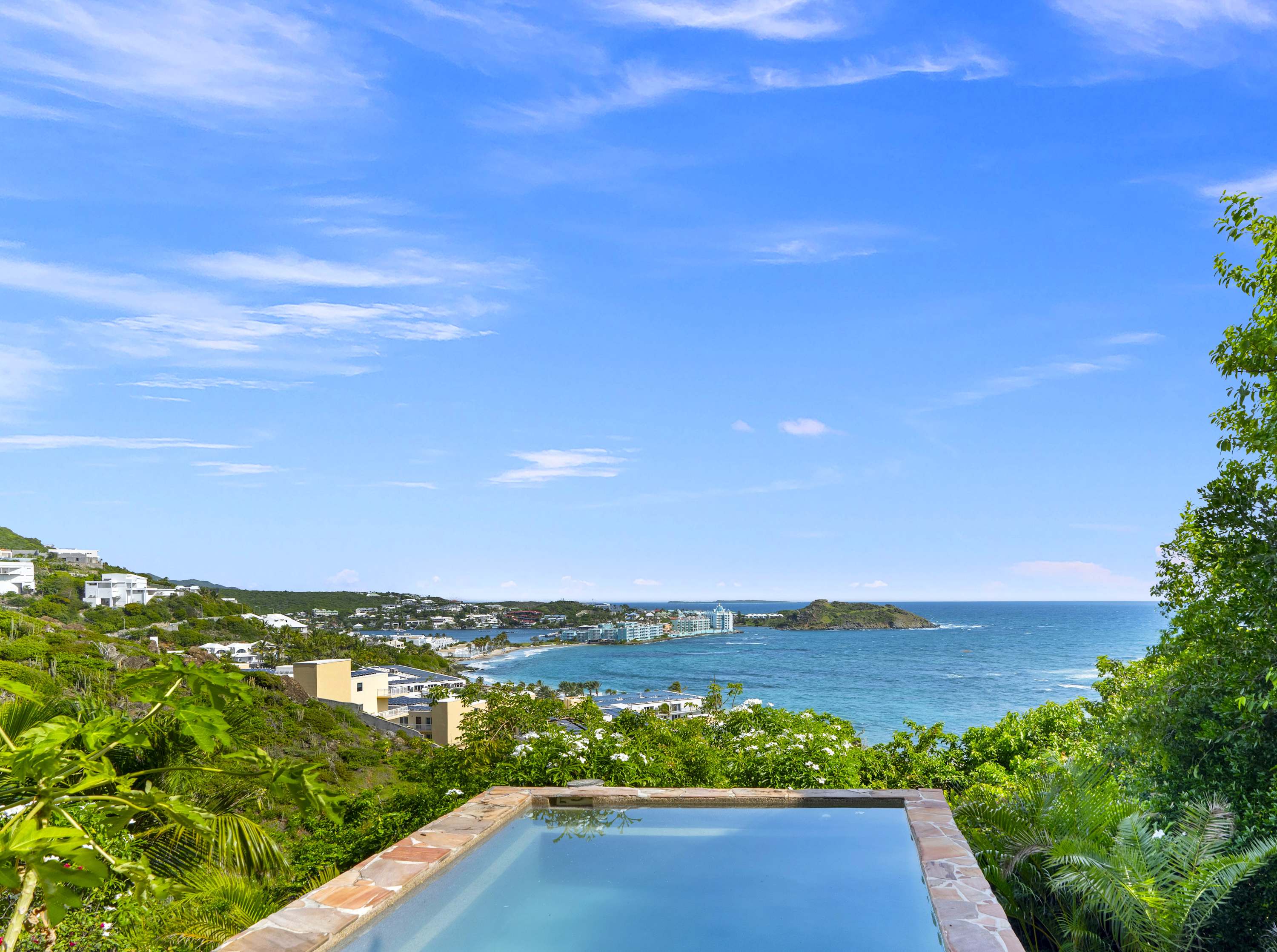 Villa Baywood, Beachfront Dawn Beach Villa with Private Pool and Sea Views Gallery 1
