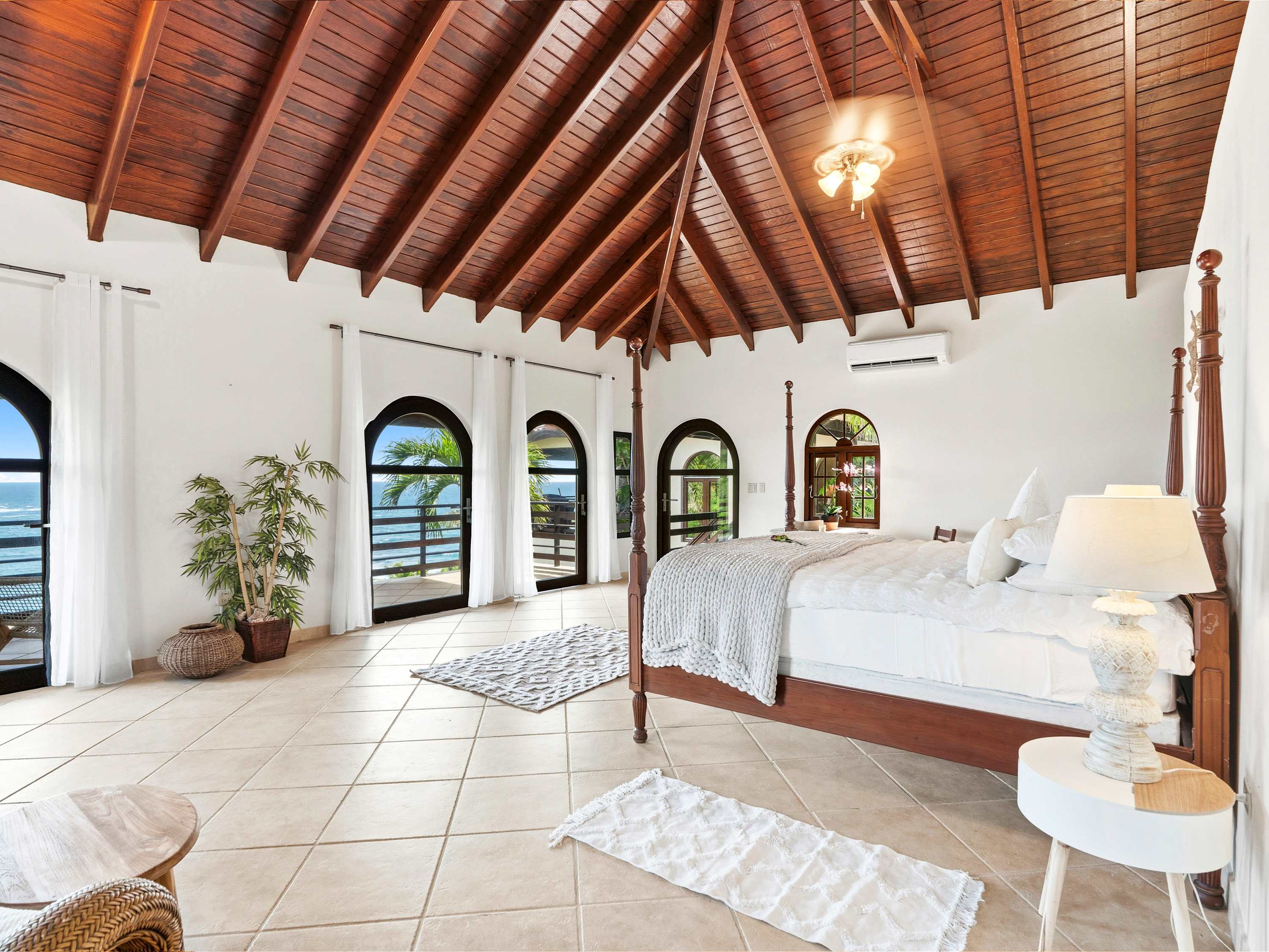 Villa Baywood, Beachfront Dawn Beach Villa with Private Pool and Sea Views - Photo 32