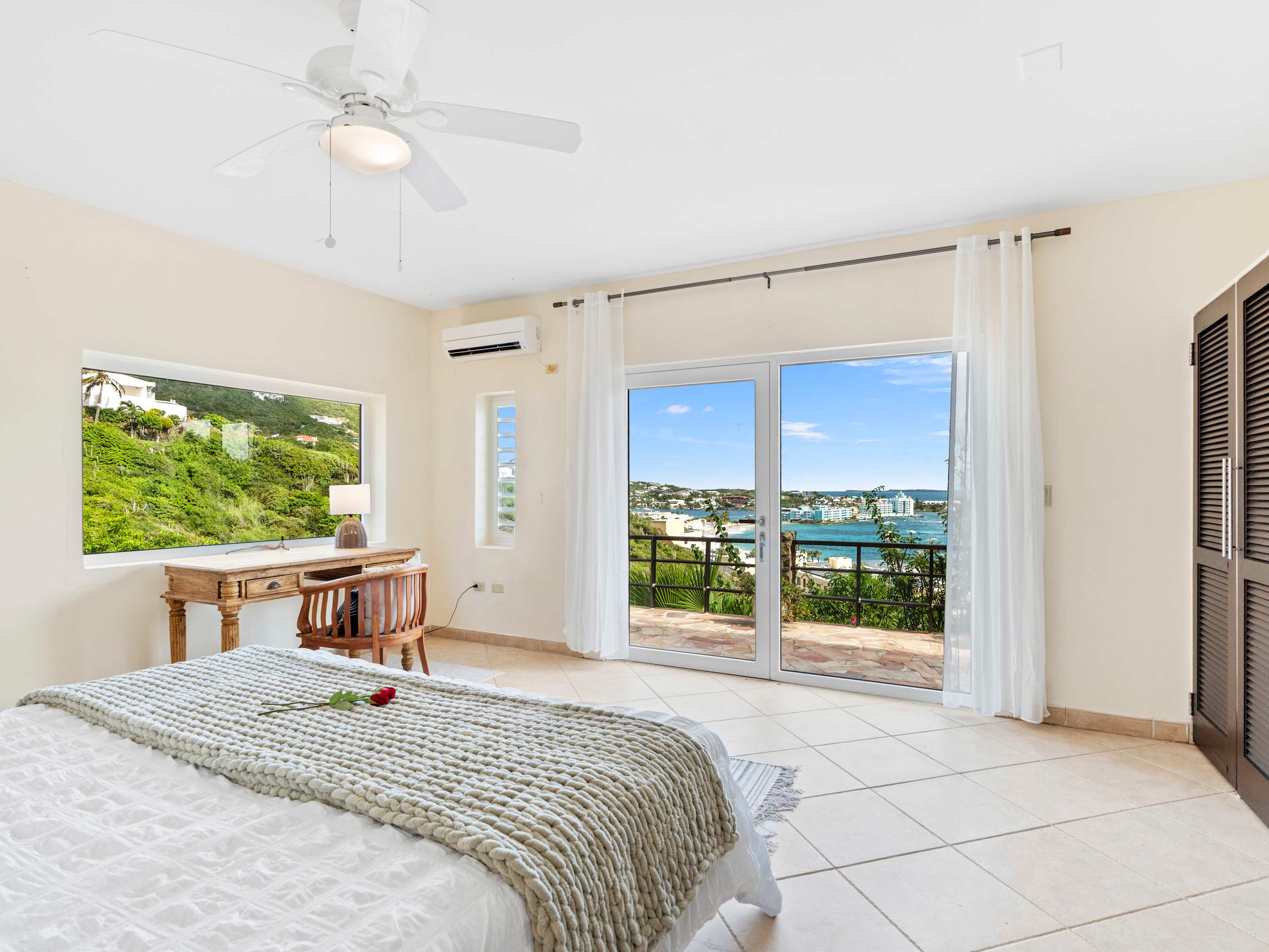 Villa Baywood, Beachfront Dawn Beach Villa with Private Pool and Sea Views - Photo 42