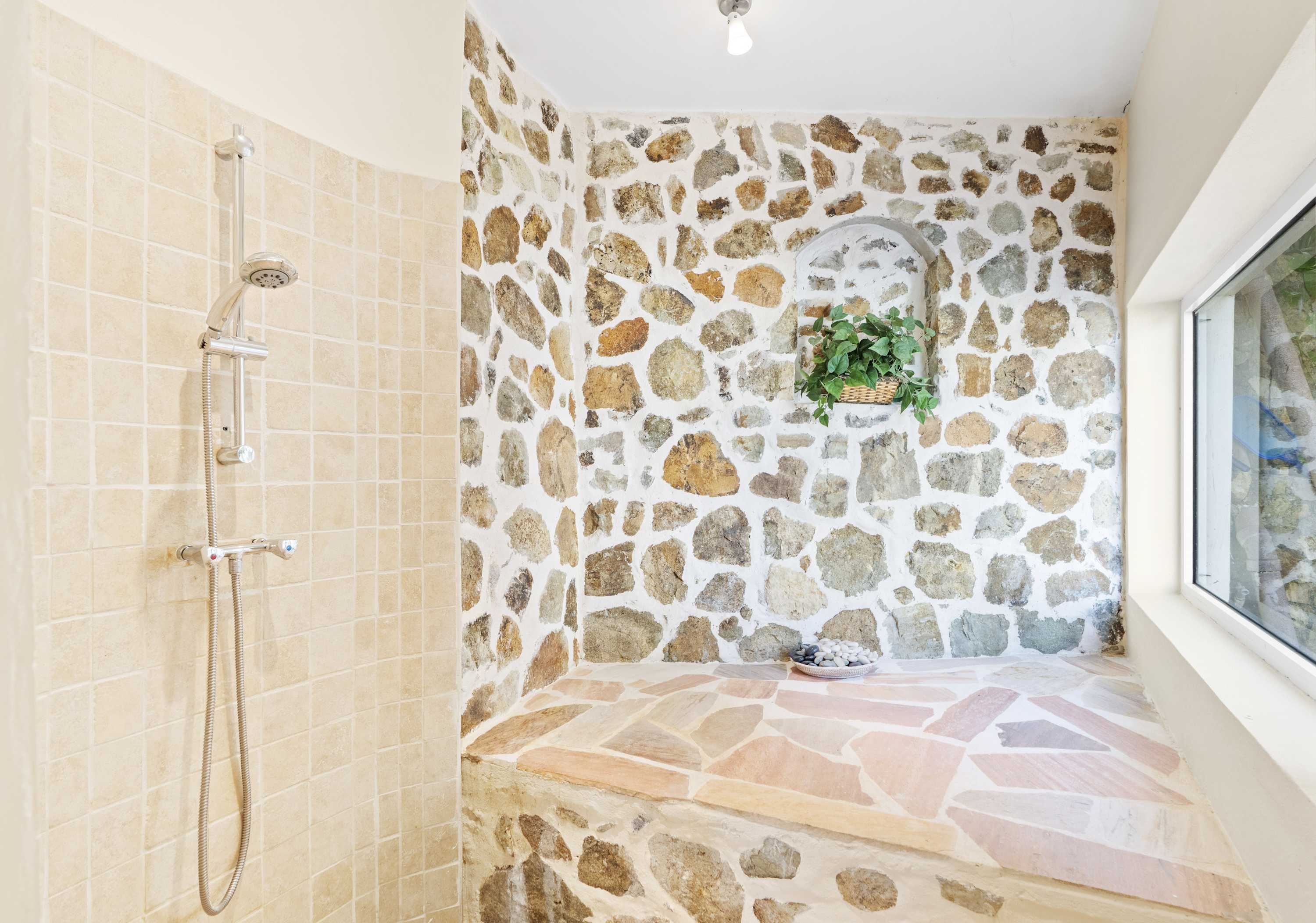 Villa Baywood, Beachfront Dawn Beach Villa with Private Pool and Sea Views - Photo 45