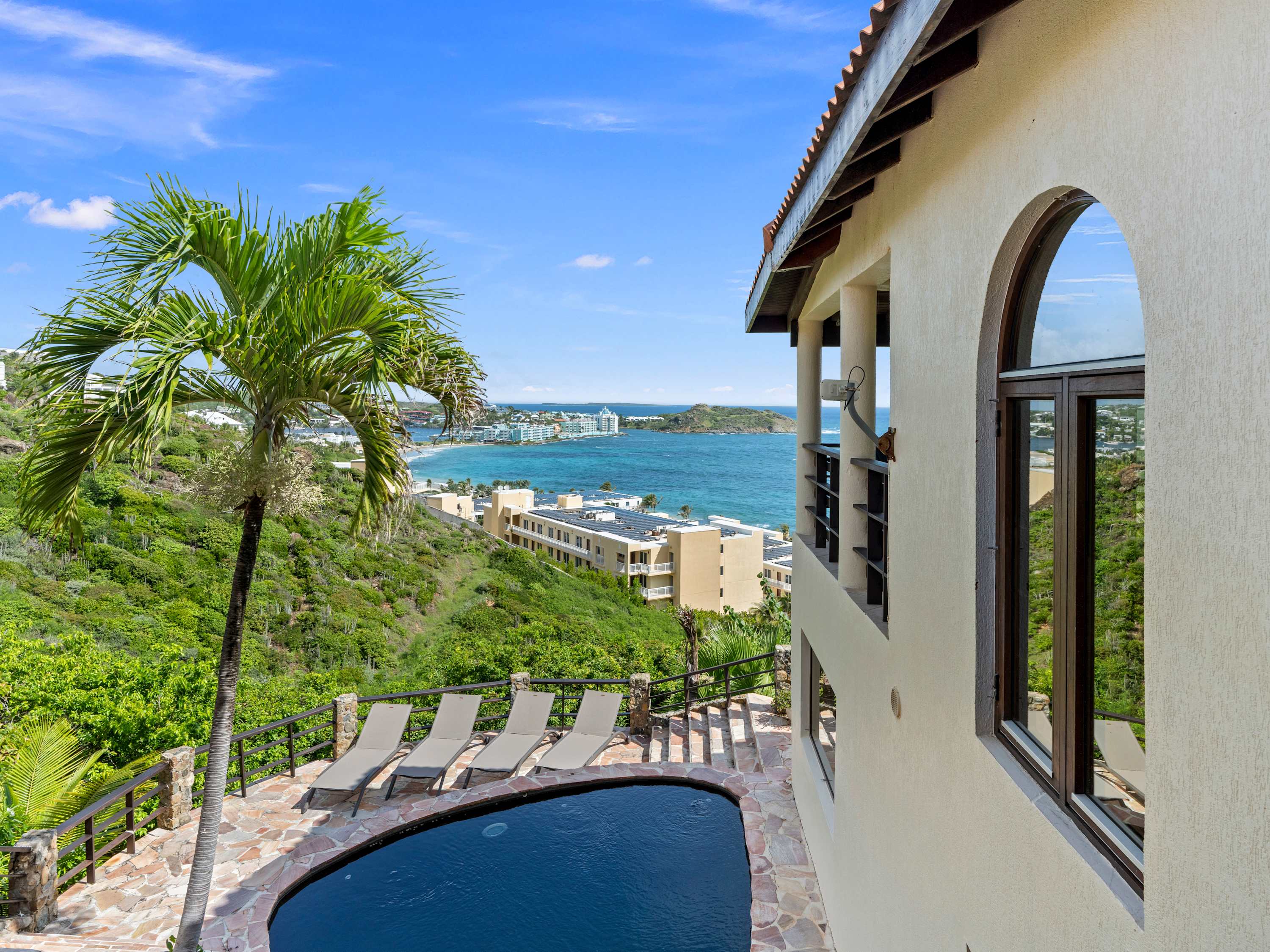 Villa Baywood, Beachfront Dawn Beach Villa with Private Pool and Sea Views - Photo 5