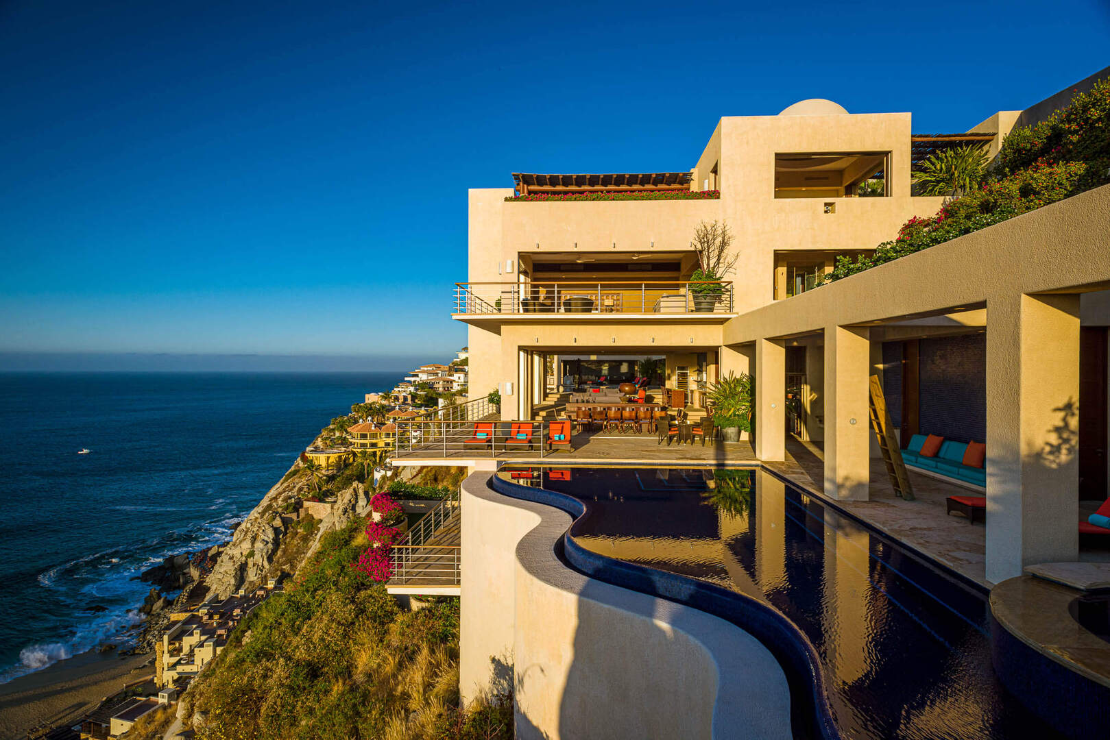 Villa Bellissima, Clifftop Pedregal Estate with Twin Infinity Pools and Pacific Views - Photo 48