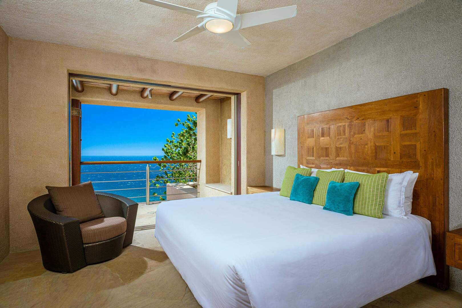 Villa Bellissima, Clifftop Pedregal Estate with Twin Infinity Pools and Pacific Views - Photo 64
