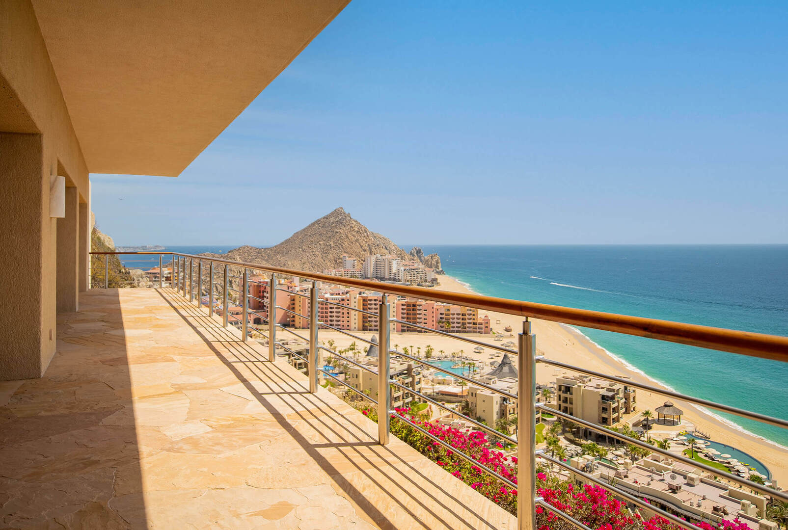 Villa Bellissima, Clifftop Pedregal Estate with Twin Infinity Pools and Pacific Views - Photo 8