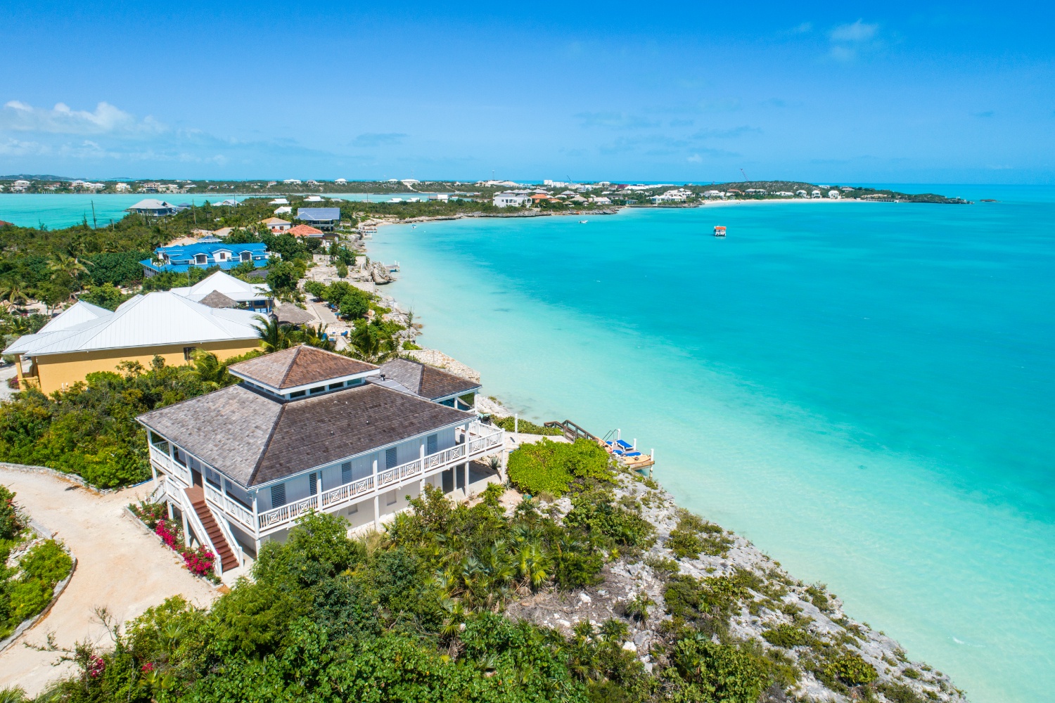 Villa Calypso, Oceanfront Grace on Sapodilla Bay - Photo 13