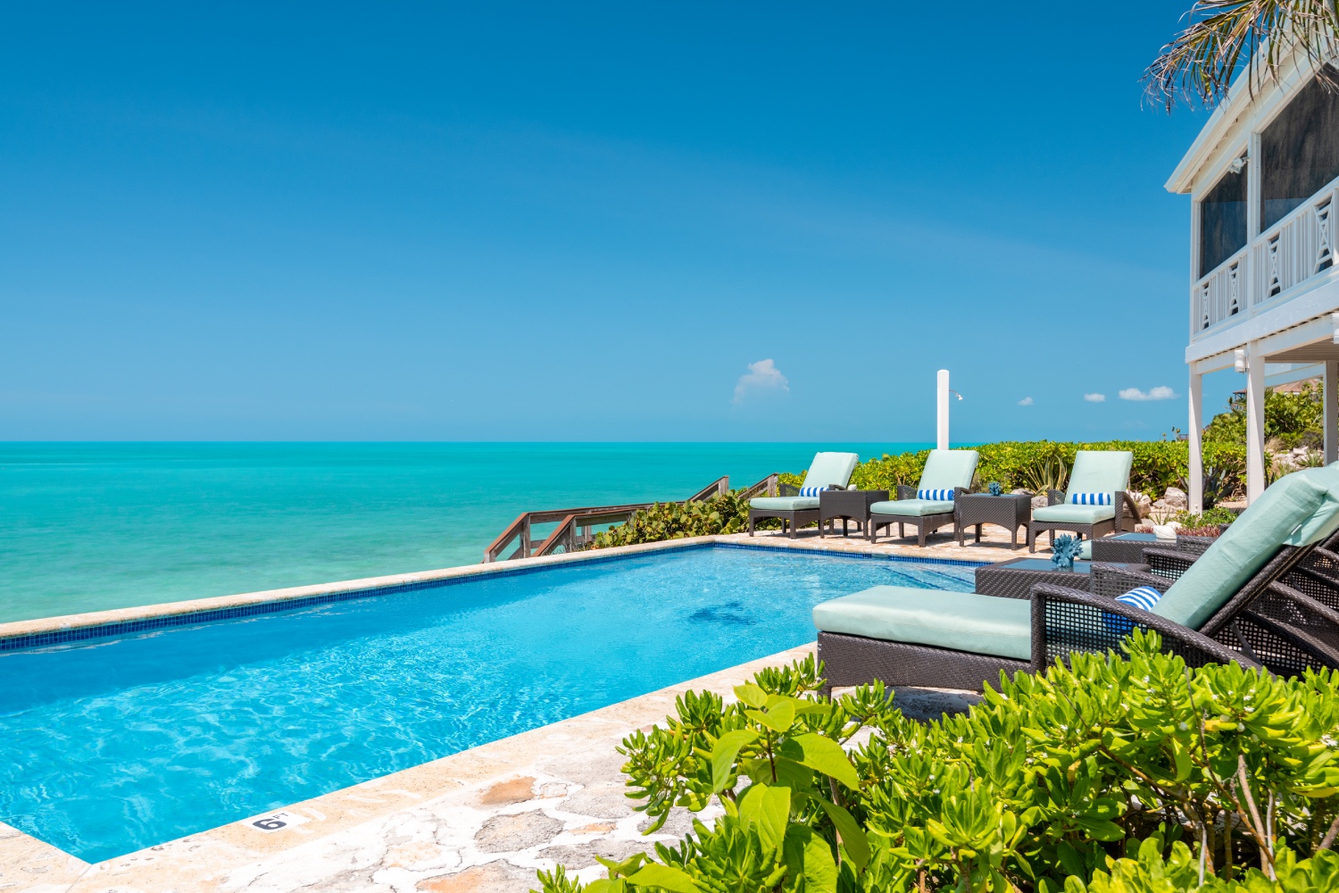 Villa Calypso, Oceanfront Grace on Sapodilla Bay Gallery 3