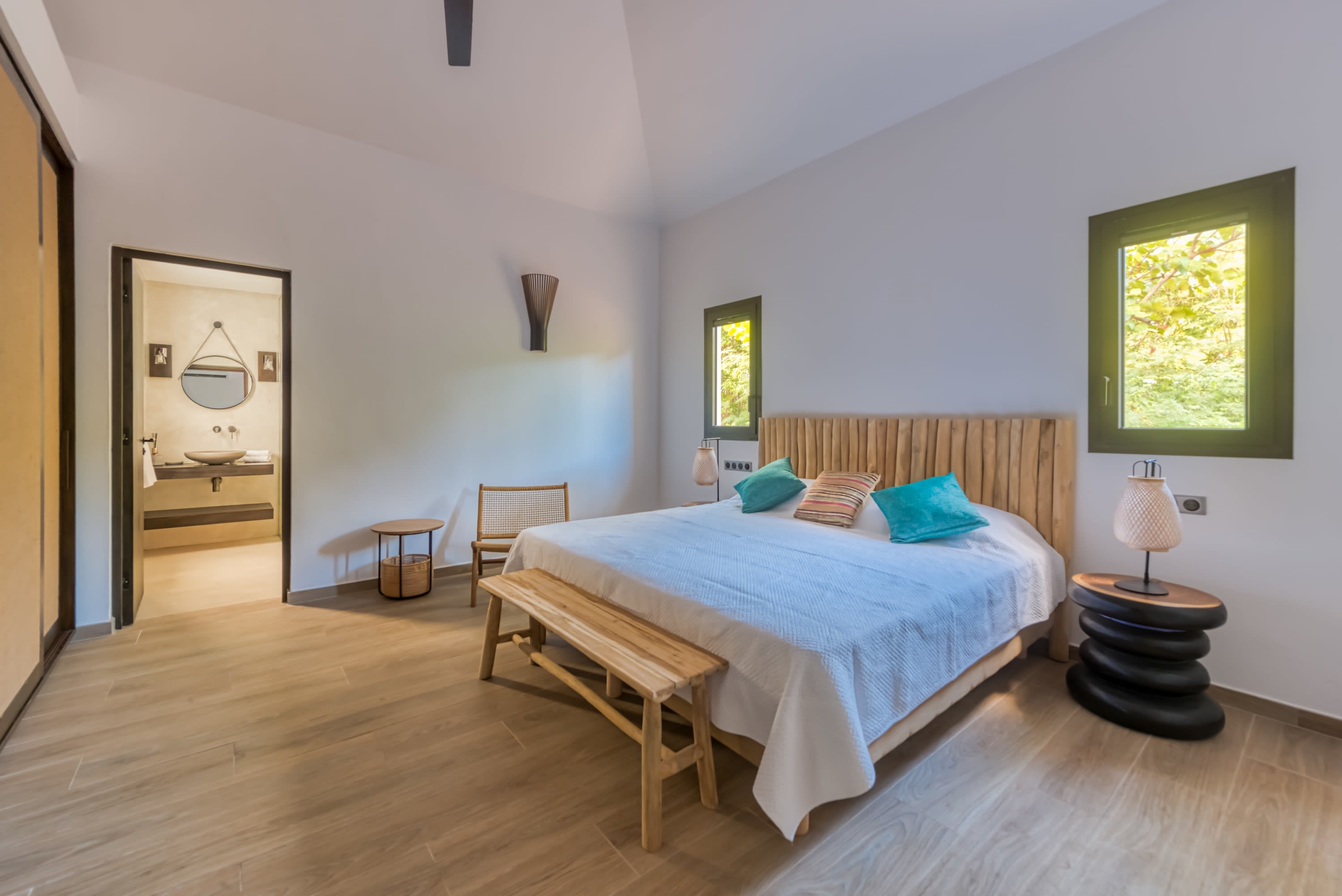 Villa Casa Capriolo, a Chic Beachfront Retreat on Baie Rouge - Photo 18