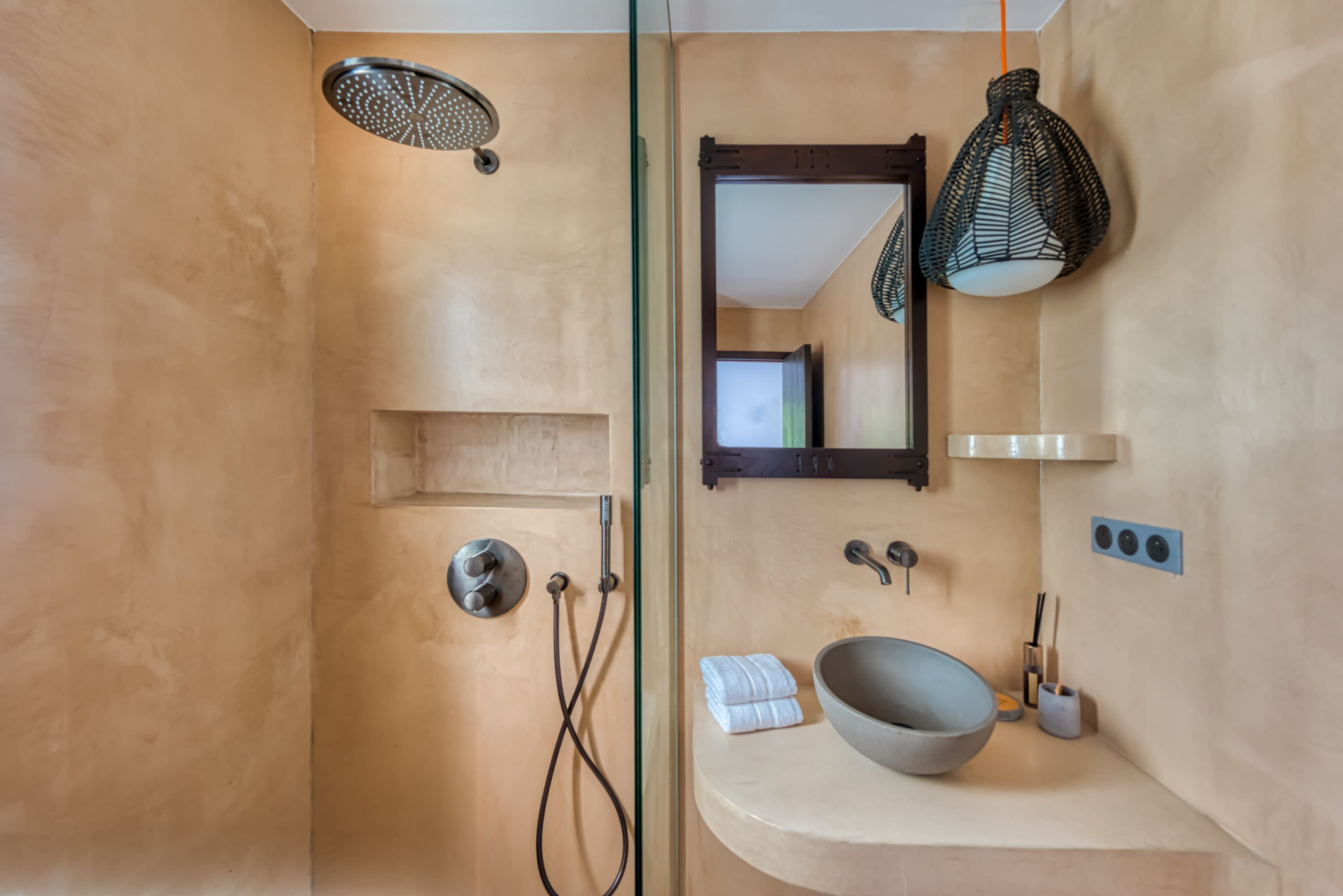 Villa Casa Capriolo, a Chic Beachfront Retreat on Baie Rouge - Photo 20