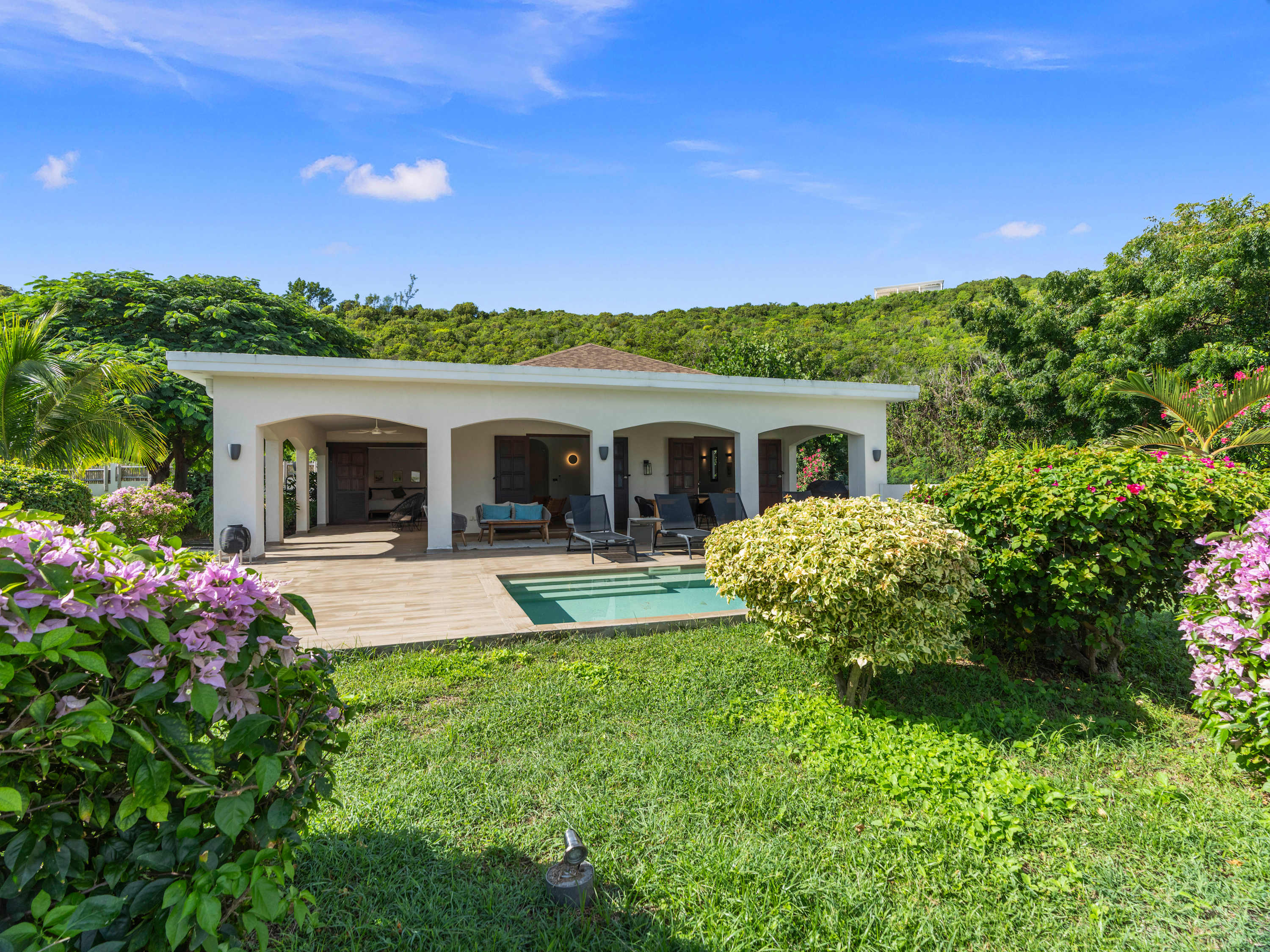 Villa Casa Capriolo, a Chic Beachfront Retreat on Baie Rouge - Photo 28