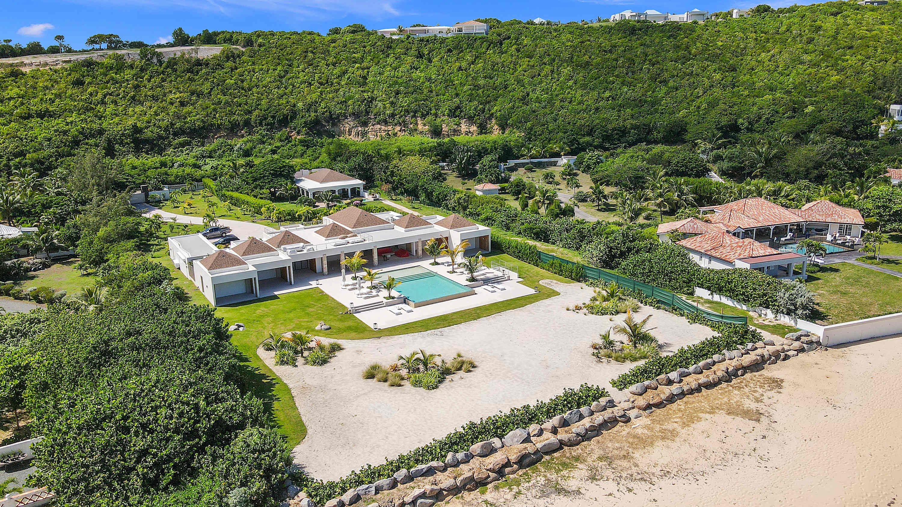 Villa Casa Capriolo, a Chic Beachfront Retreat on Baie Rouge - Photo 31