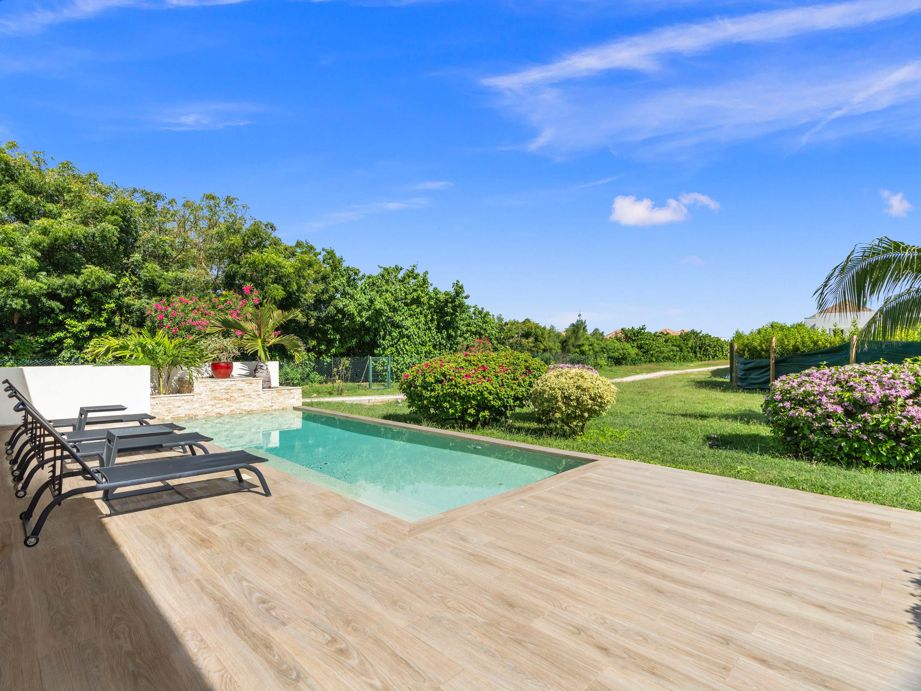 Villa Casa Capriolo, a Chic Beachfront Retreat on Baie Rouge - Photo 5