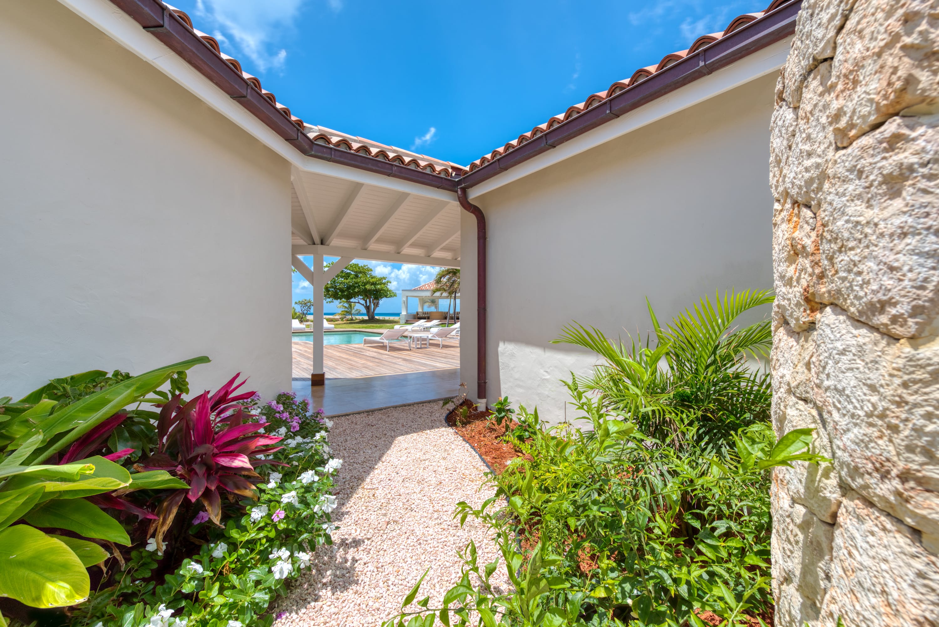 Villa Casa Cervo, Oceanfront Terres Basses Villa with Anguilla Views - Photo 40