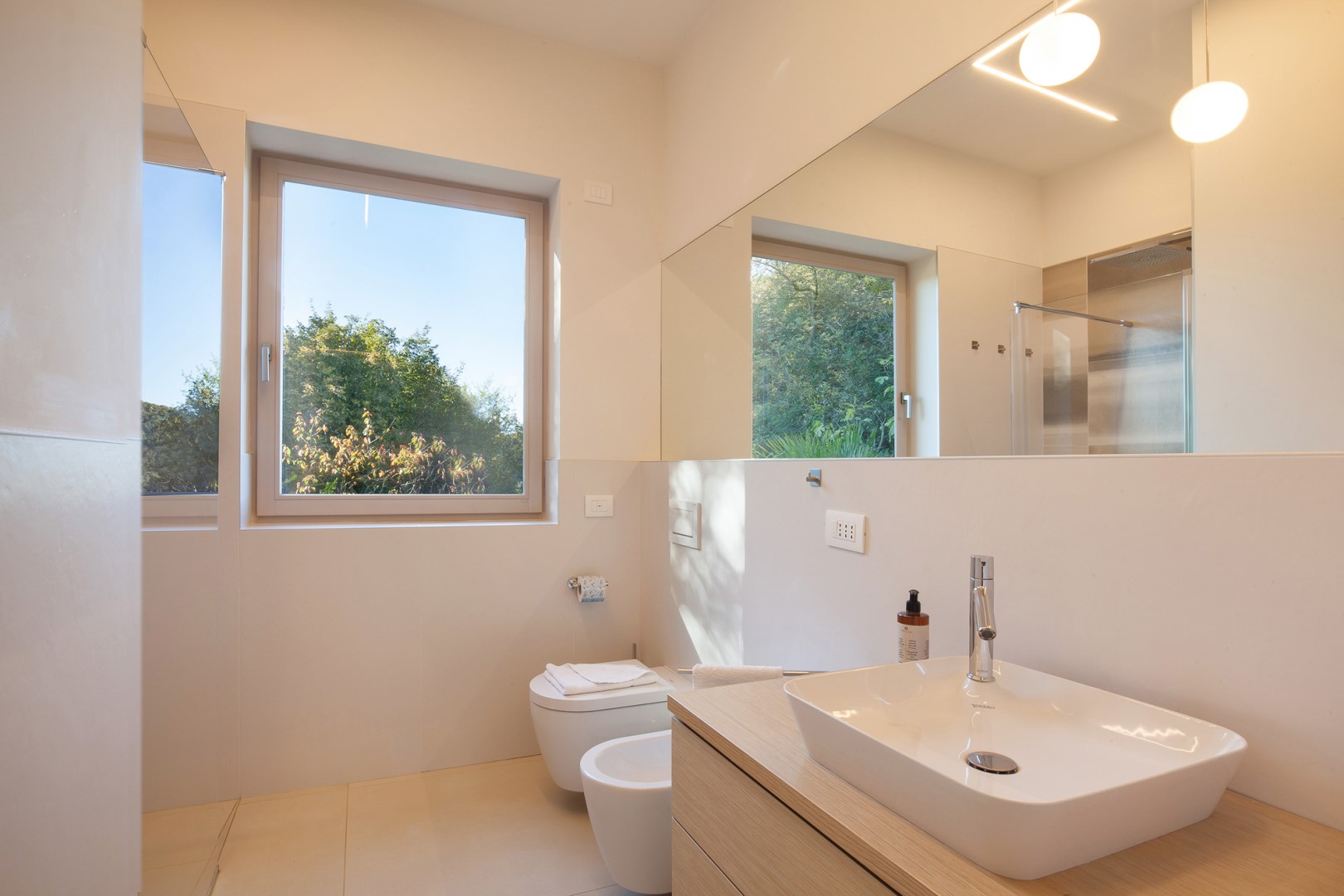 Villa Casaliva, Contemporary Lake Garda Villa with Panoramic Hilltop Views - Photo 19