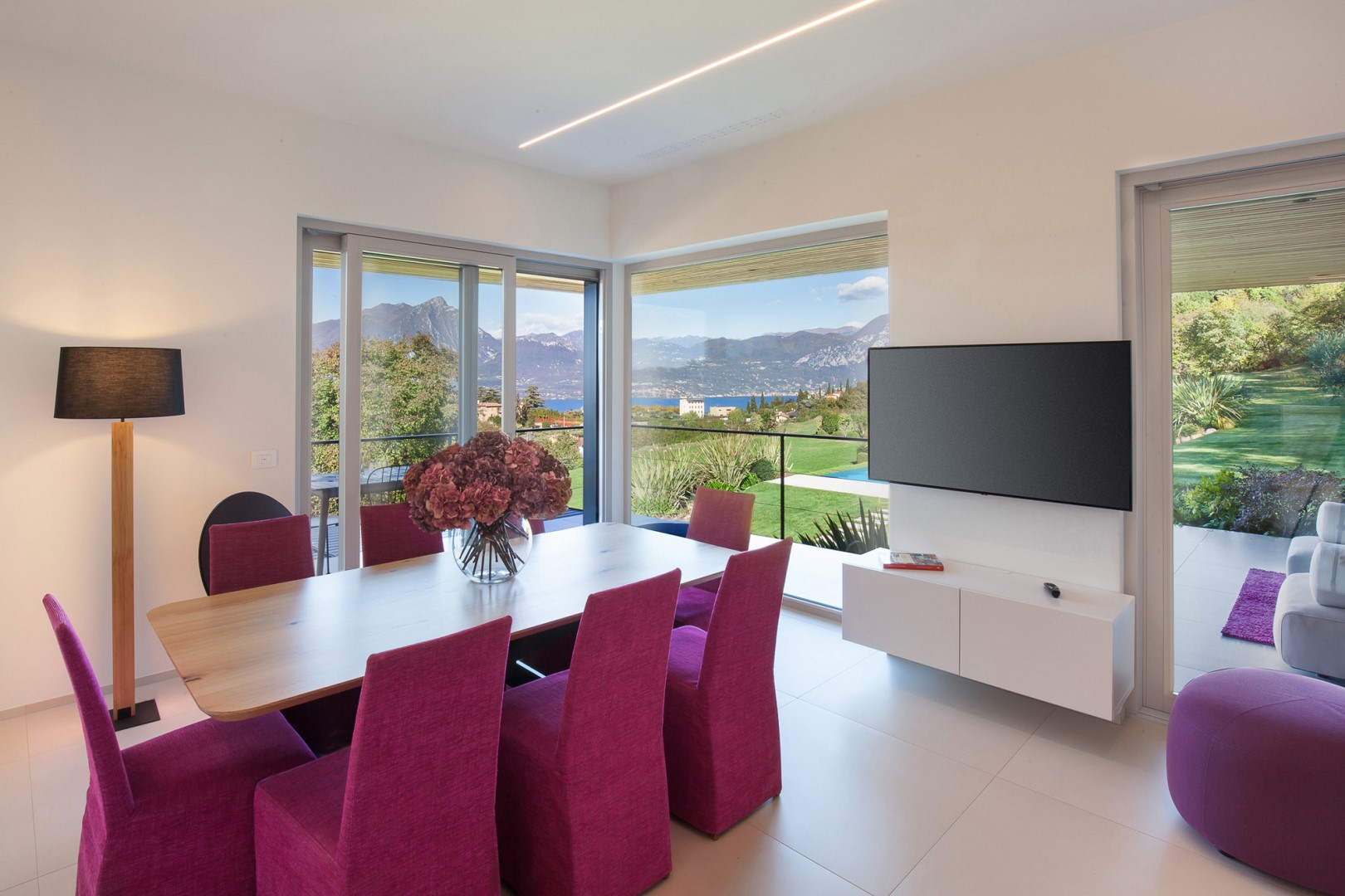 Villa Casaliva, Contemporary Lake Garda Villa with Panoramic Hilltop Views Gallery 3