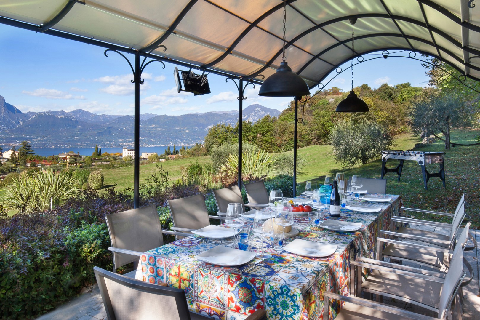 Villa Casaliva, Contemporary Lake Garda Villa with Panoramic Hilltop Views - Photo 9