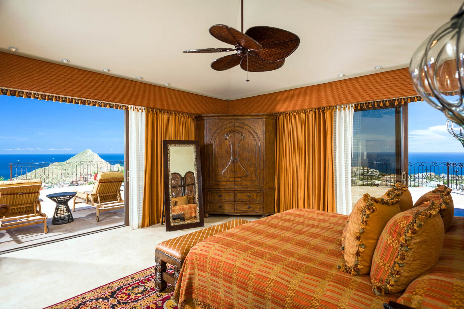 Villa Cielo, a 10 Bedroom Pedregal Sky House with Ocean Views - Photo 18