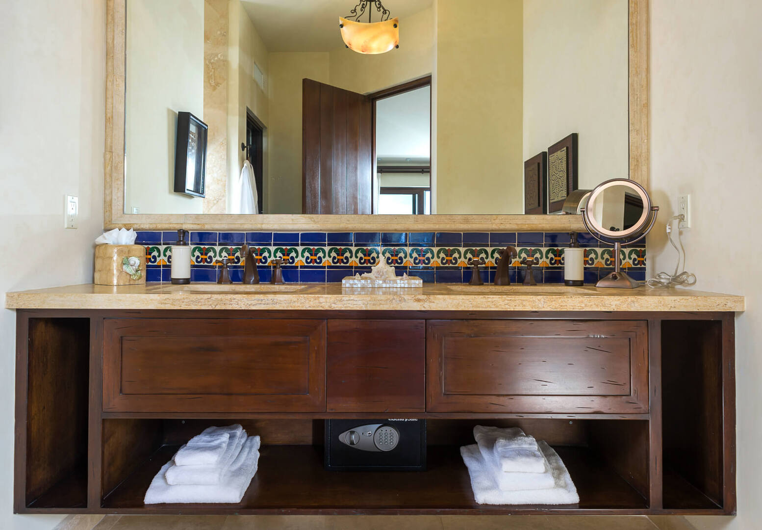 Villa Cielo, a 10 Bedroom Pedregal Sky House with Ocean Views - Photo 22