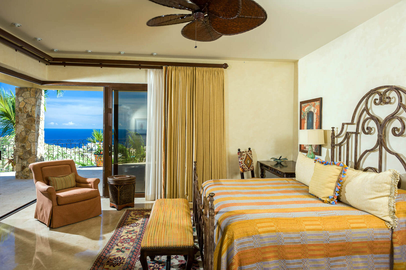 Villa Cielo, a 10 Bedroom Pedregal Sky House with Ocean Views - Photo 27