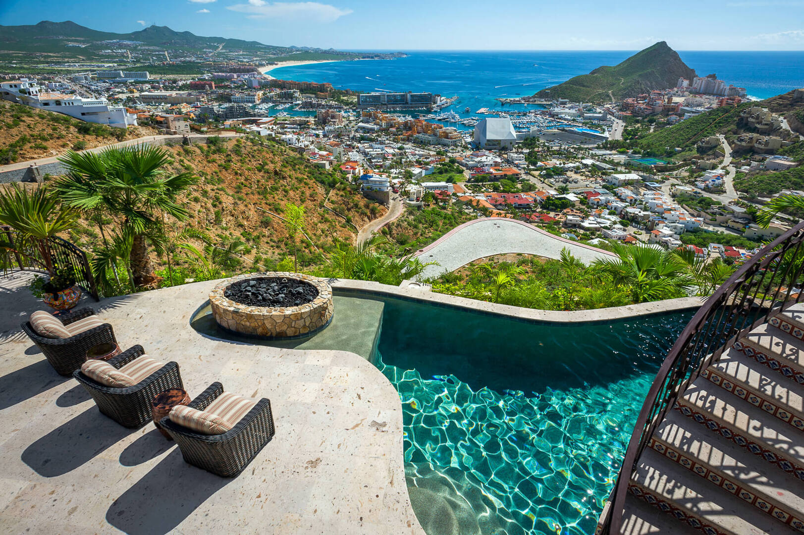 Villa Cielo, a 10 Bedroom Pedregal Sky House with Ocean Views Gallery 3