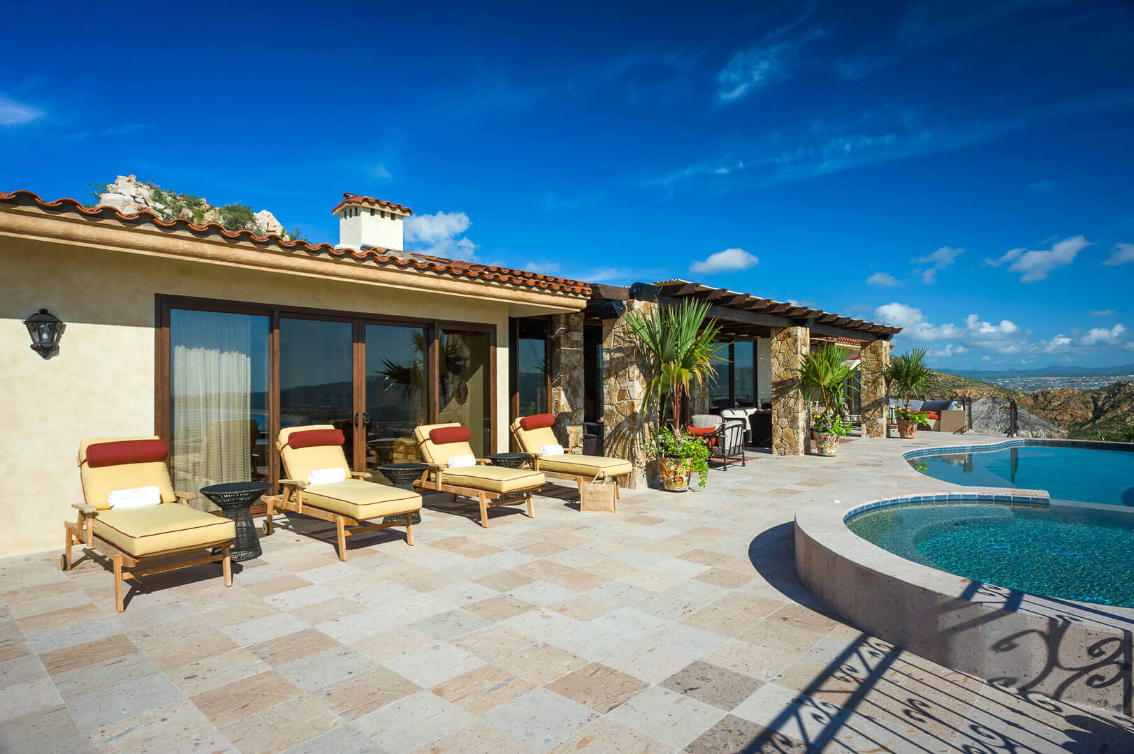 Villa Cielo, a 10 Bedroom Pedregal Sky House with Ocean Views - Photo 6