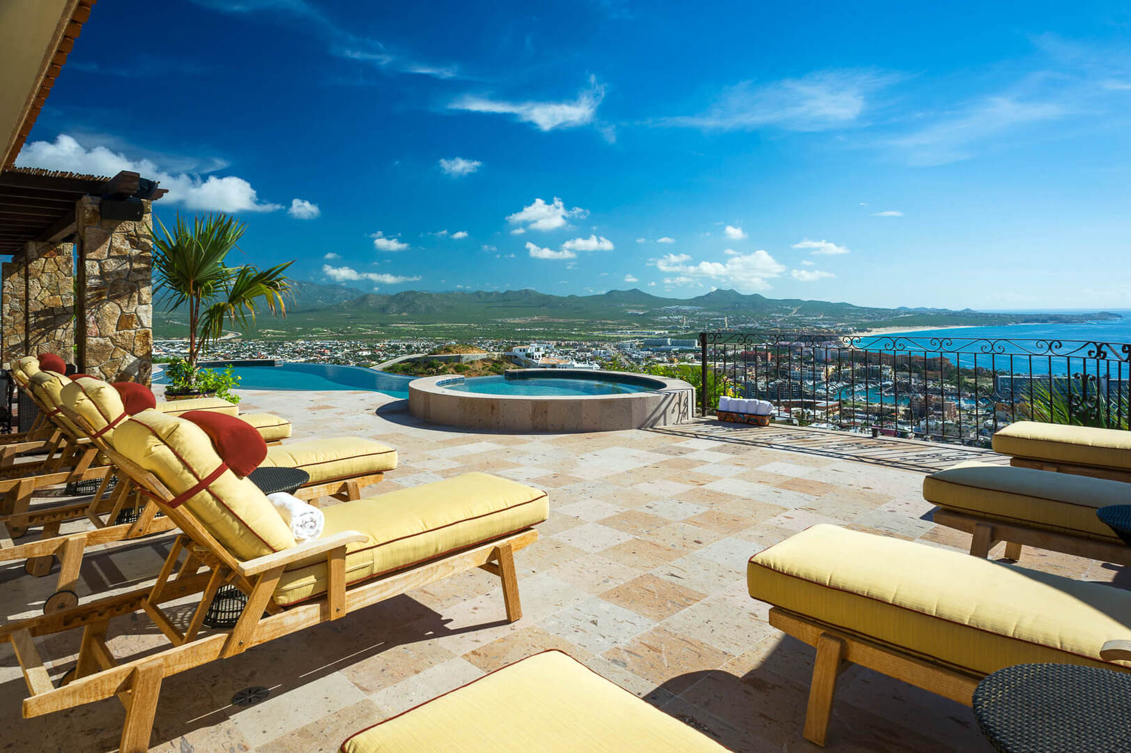 Villa Cielo, a 10 Bedroom Pedregal Sky House with Ocean Views - Photo 7