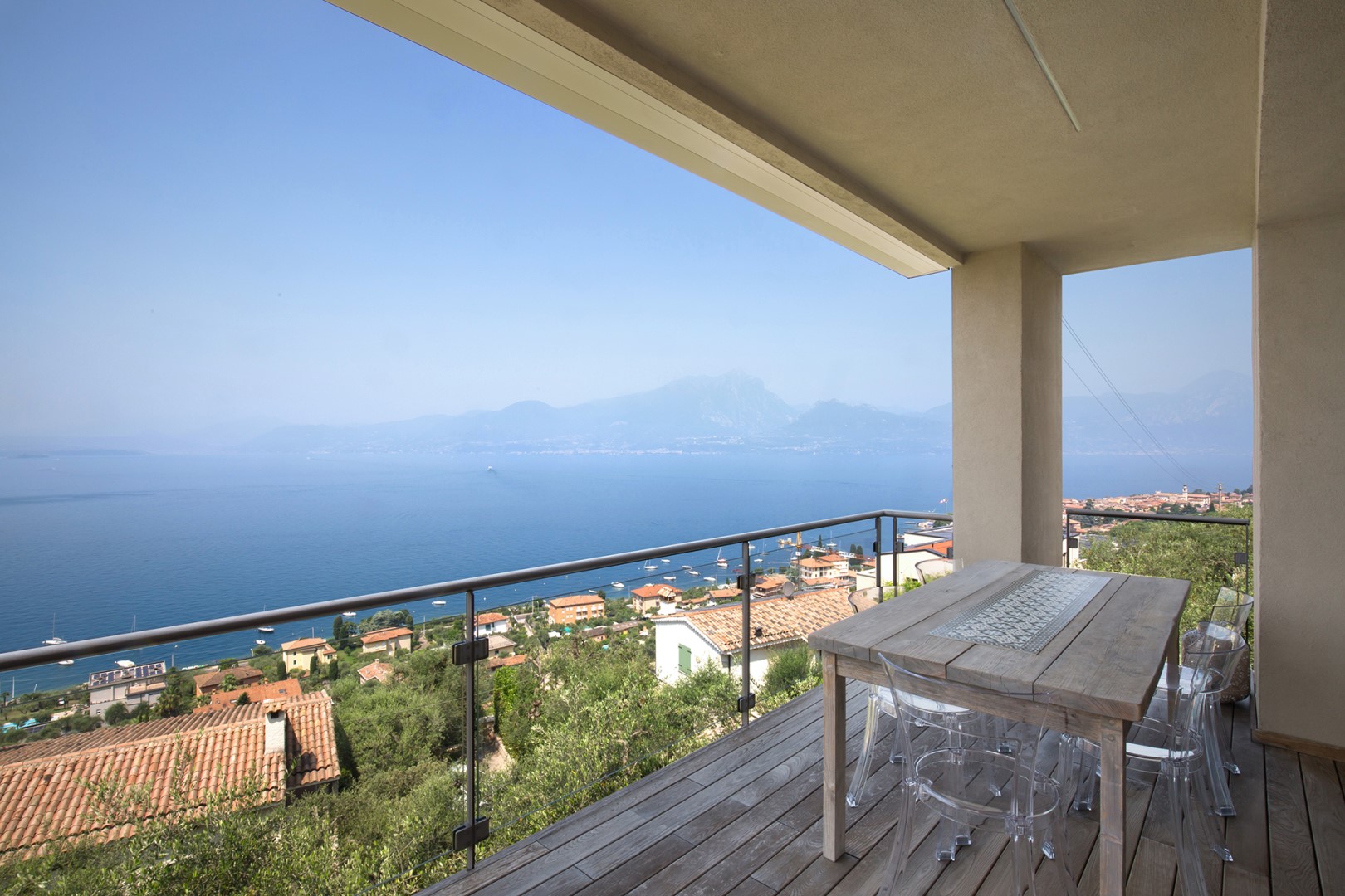 Villa Claudia, Elegant Lake Garda Villa with Pool and Panoramic Jacuzzi near Torri del Benaco - Photo 17