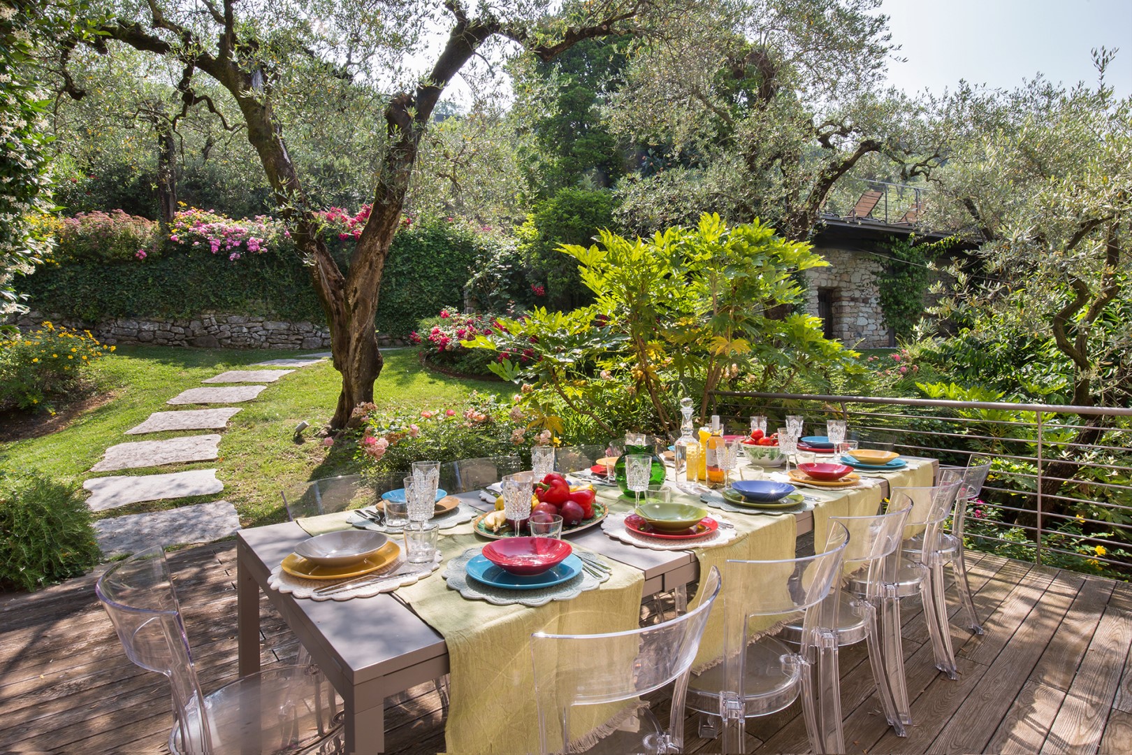 Villa Claudia, Elegant Lake Garda Villa with Pool and Panoramic Jacuzzi near Torri del Benaco - Photo 9