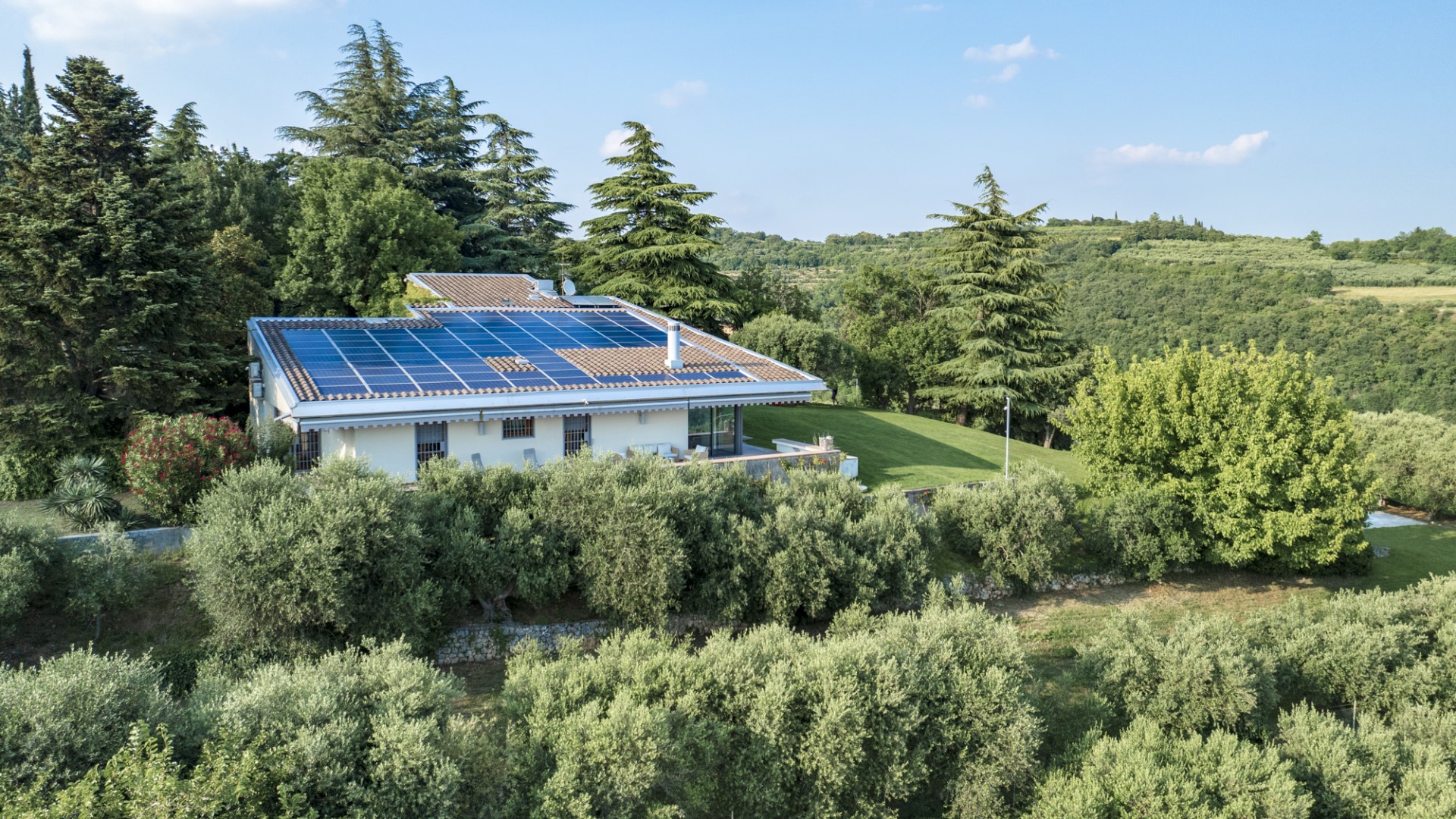 Villa degli Ulivi, Modern Luxury Among Valpolicella Olive Groves Gallery 1