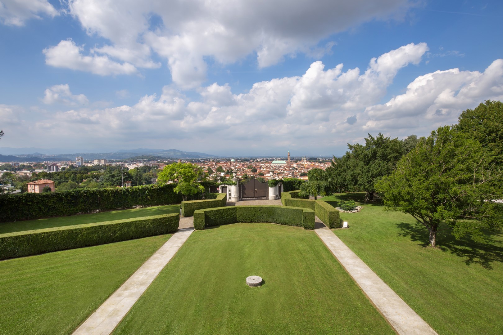 Villa del Cavaliere Berico, Historic 6 Bedroom Estate Above Vicenza Gallery 2