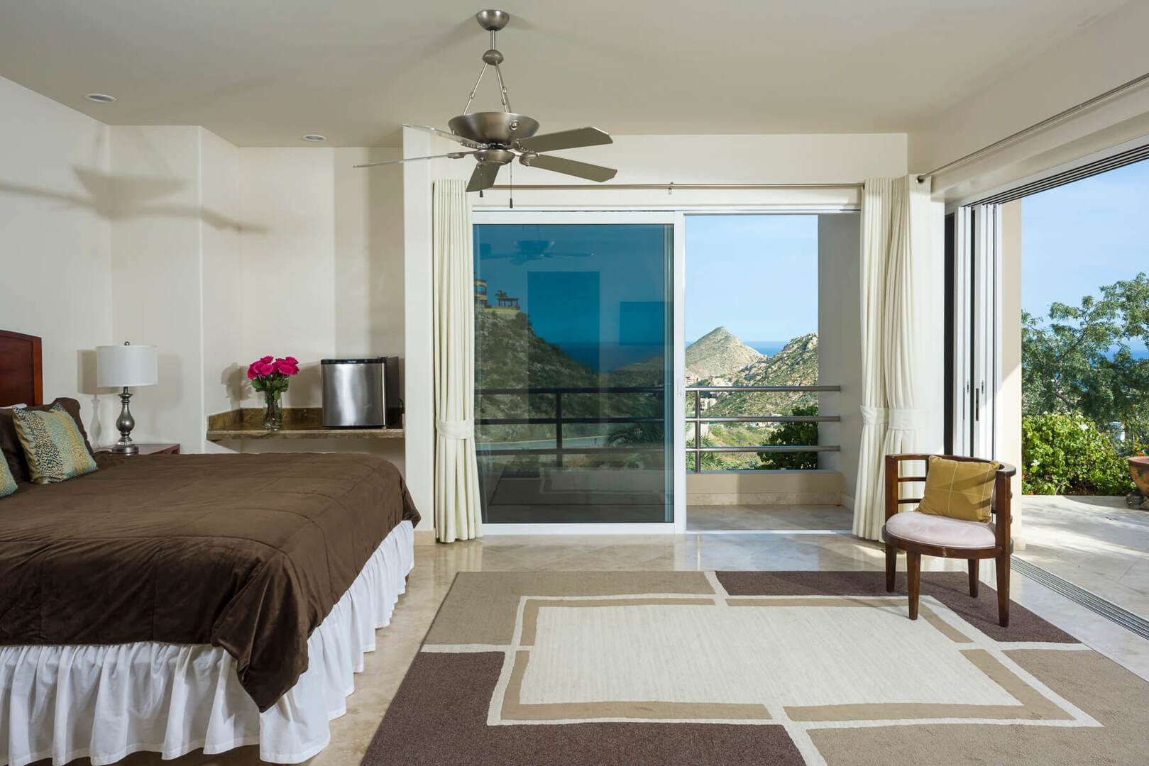 Villa del Mar, Pedregal Ocean-View Estate with Chef, Butler and Heated Infinity Pool - Photo 21