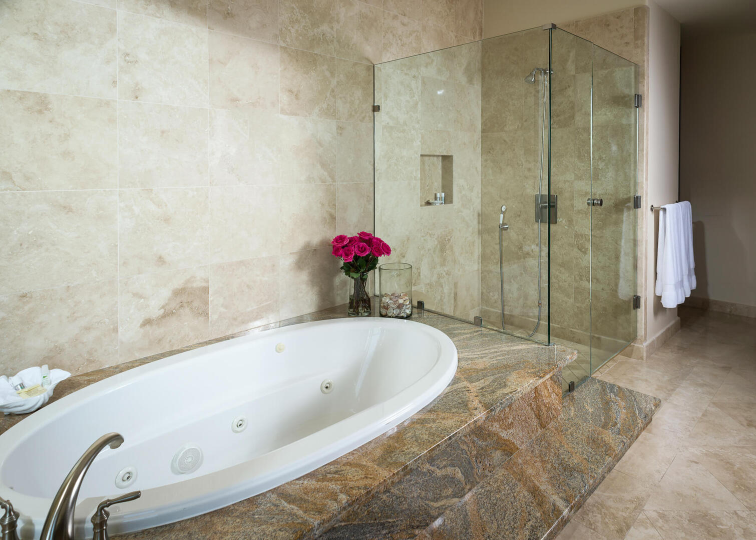 Villa del Mar, Pedregal Ocean-View Estate with Chef, Butler and Heated Infinity Pool - Photo 22