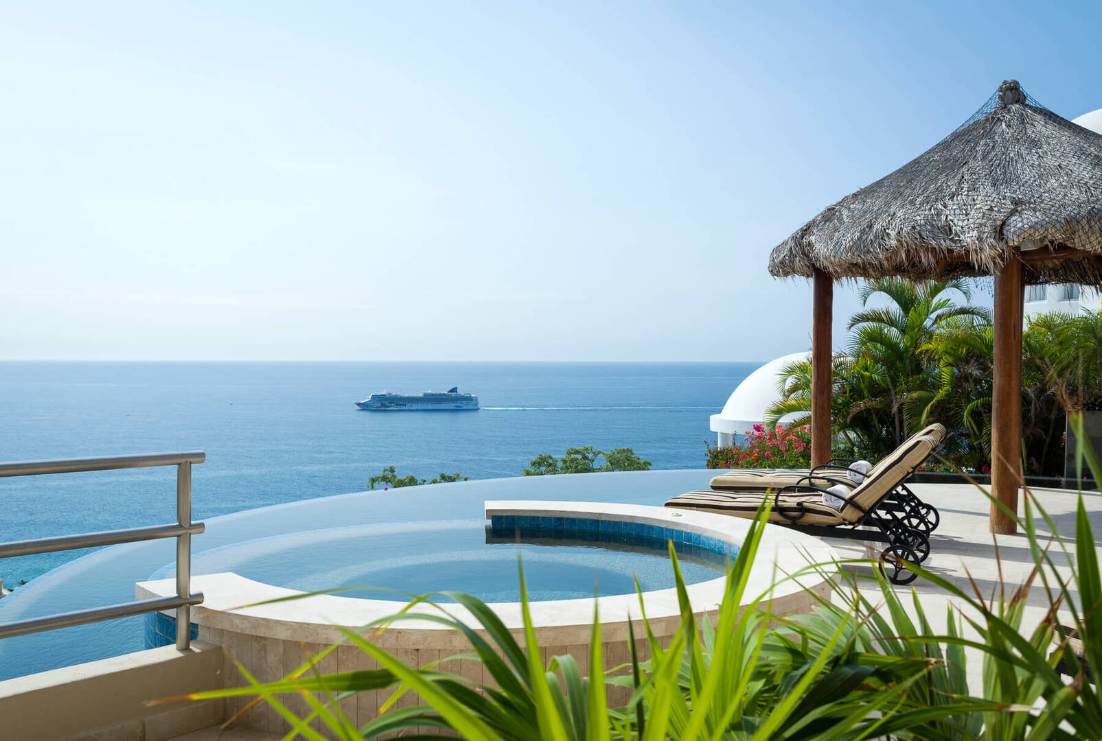 Villa del Mar, Pedregal Ocean-View Estate with Chef, Butler and Heated Infinity Pool - Photo 8