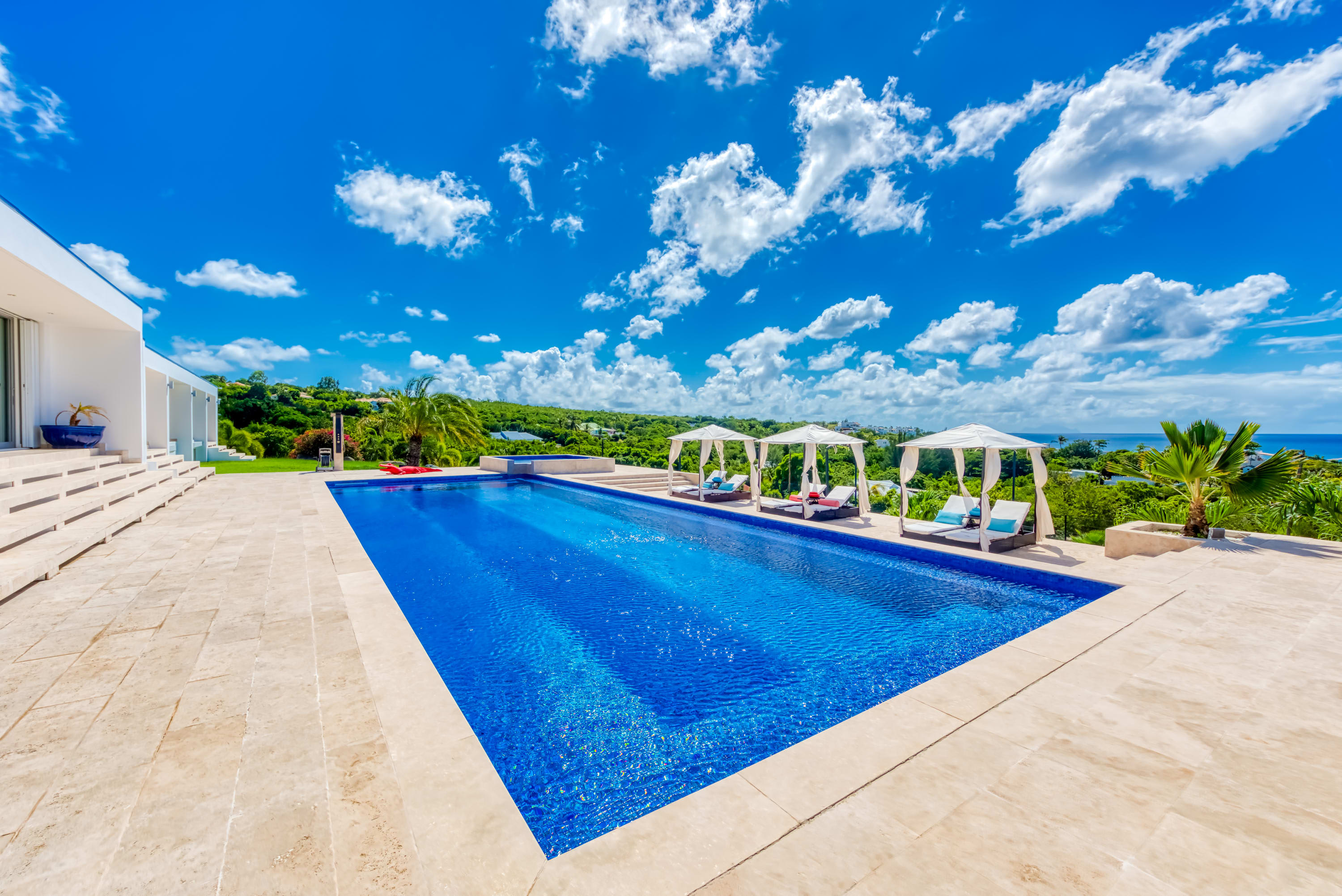 Villa El Grande Azure, a Five Bedroom Sea View Retreat in Les Terres Basses Gallery 1
