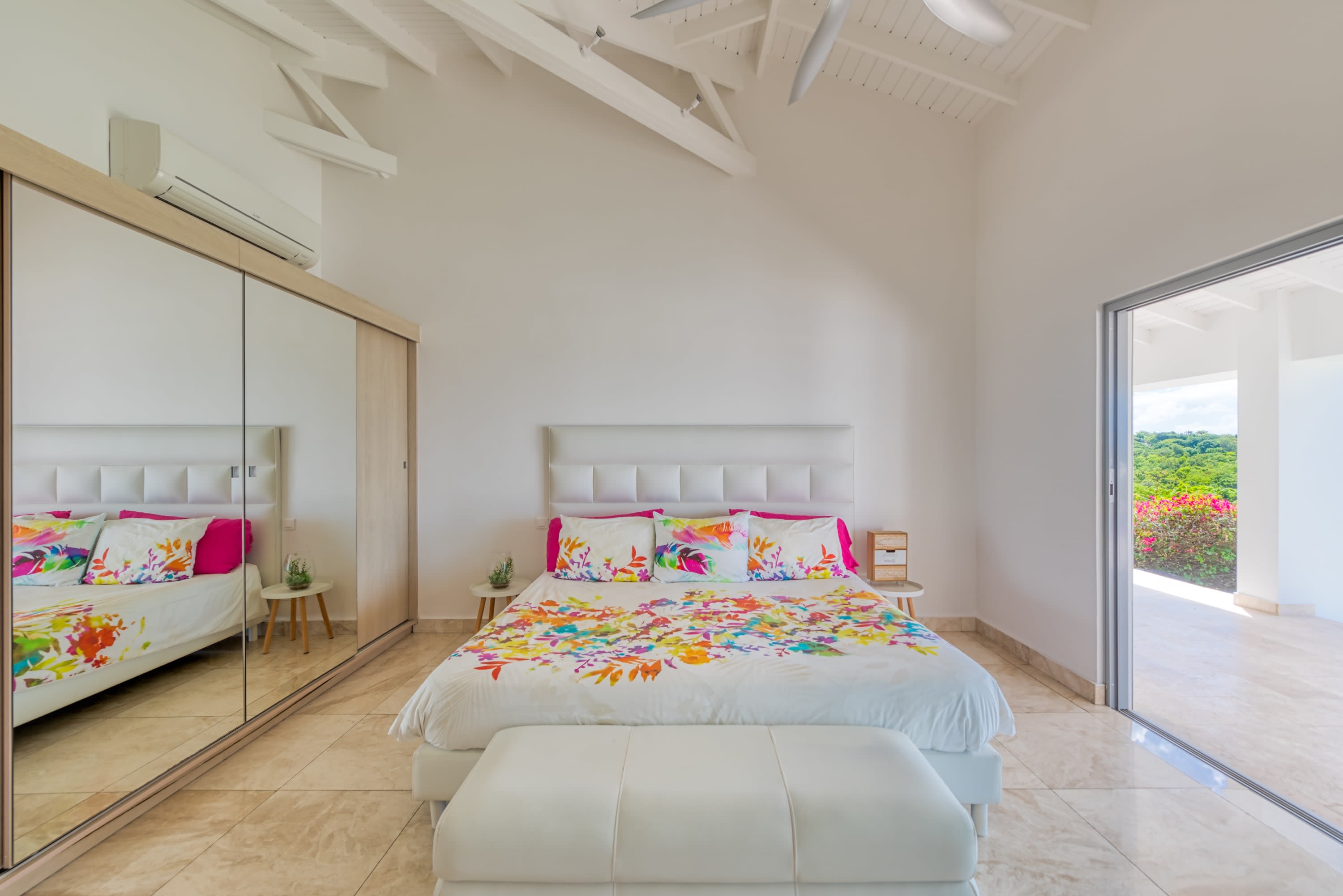 Villa El Grande Azure, a Five Bedroom Sea View Retreat in Les Terres Basses - Photo 26