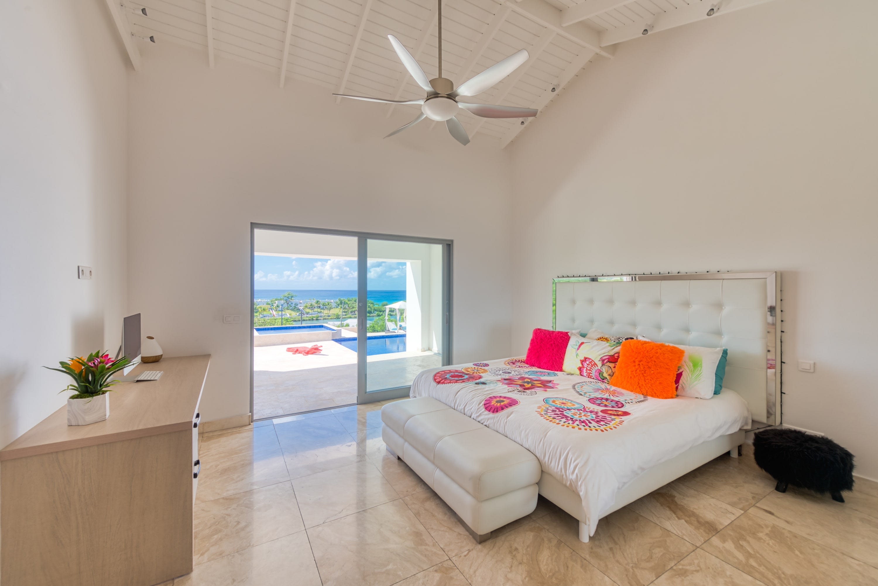 Villa El Grande Azure, a Five Bedroom Sea View Retreat in Les Terres Basses - Photo 28