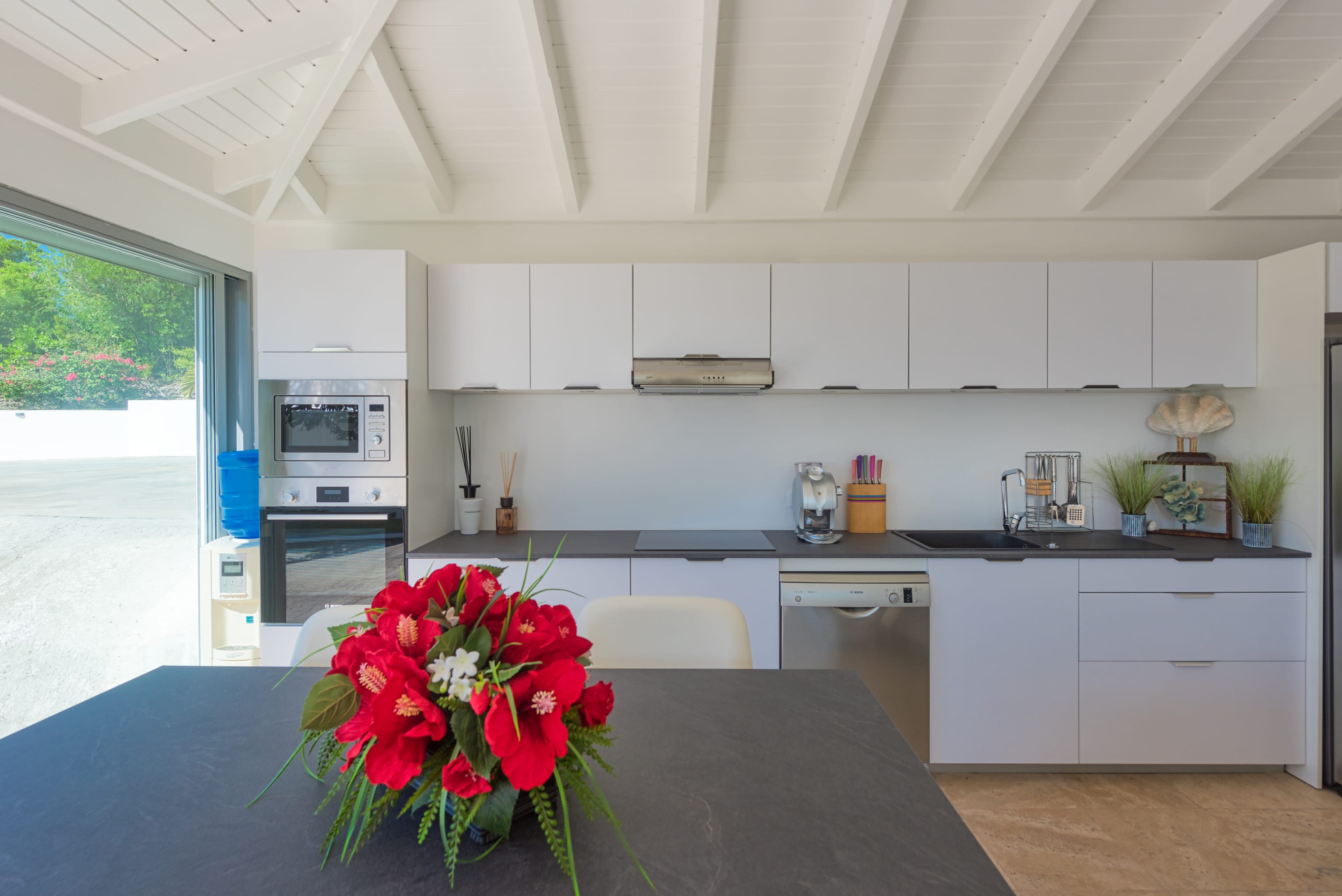 Villa El Grande Azure, a Five Bedroom Sea View Retreat in Les Terres Basses - Photo 33