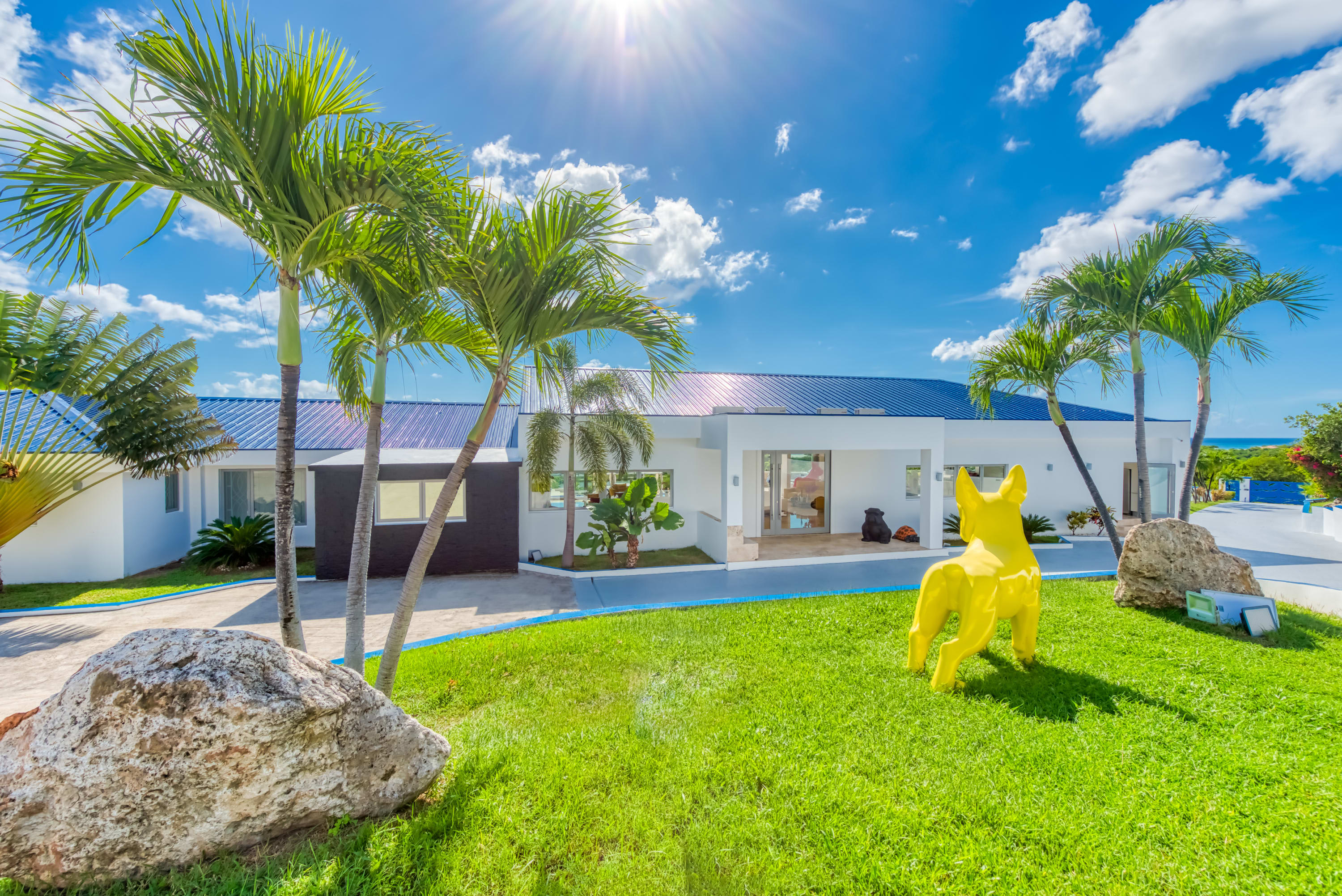 Villa El Grande Azure, a Five Bedroom Sea View Retreat in Les Terres Basses - Photo 35