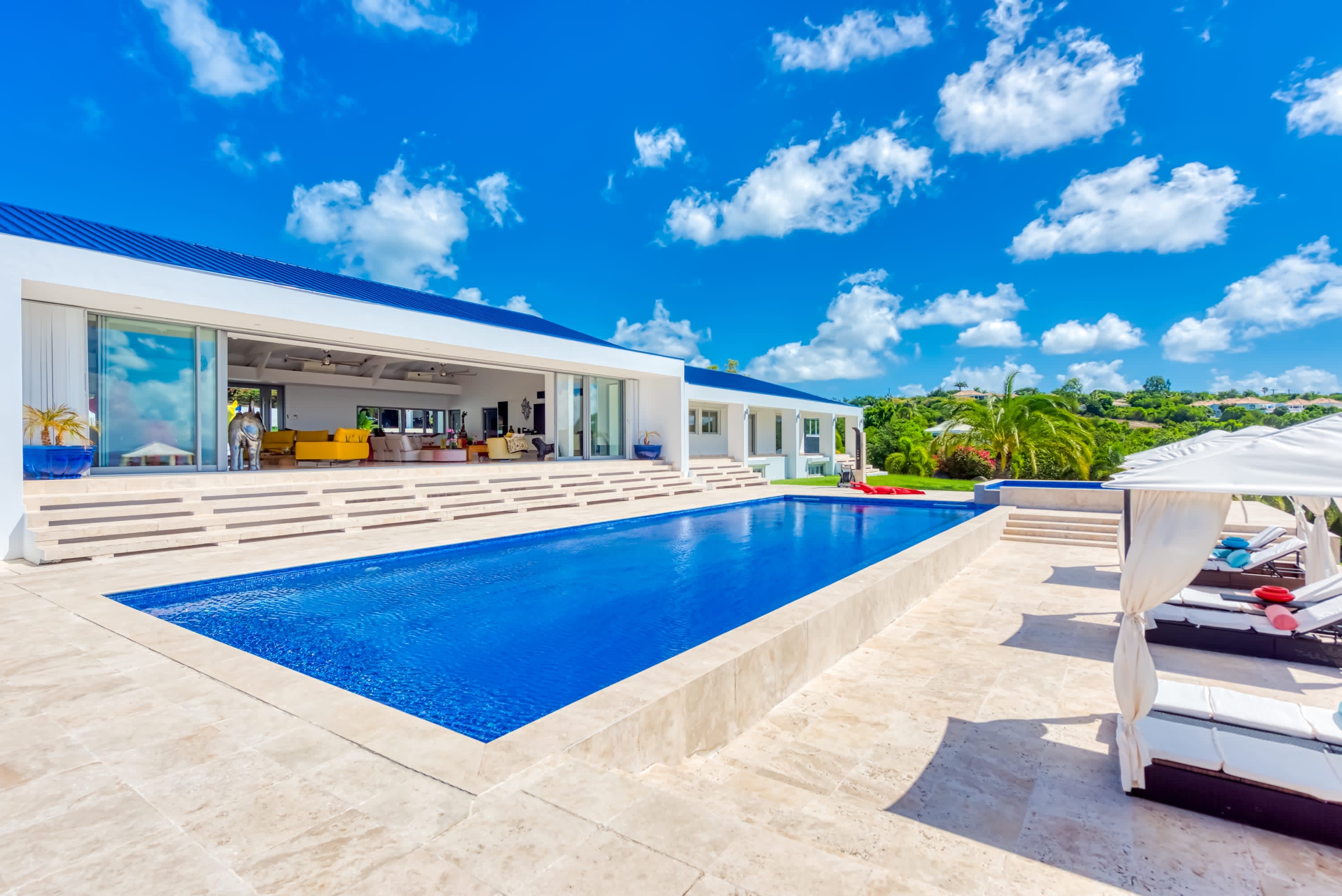 Villa El Grande Azure, a Five Bedroom Sea View Retreat in Les Terres Basses Gallery 3