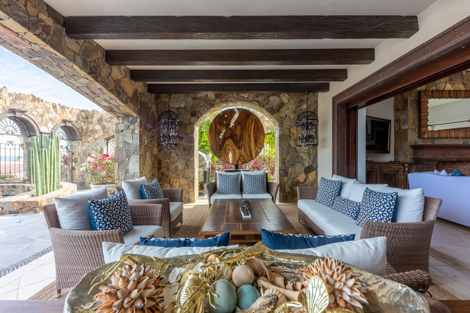 Villa Encanto, Six Bedroom Palmilla Retreat with a 100 Foot Infinity Pool - Photo 6