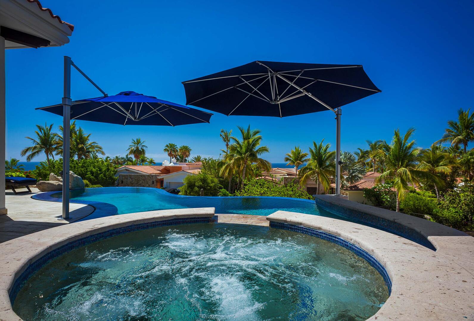 Villa Esperanza in Palmilla Caleta, Ocean-View Villa Near a Swimmable Beach Gallery 1