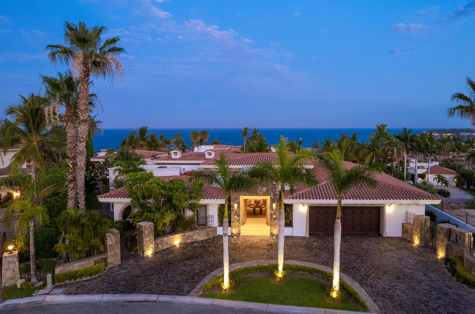 Villa Esperanza in Palmilla Caleta, Ocean-View Villa Near a Swimmable Beach - Photo 34