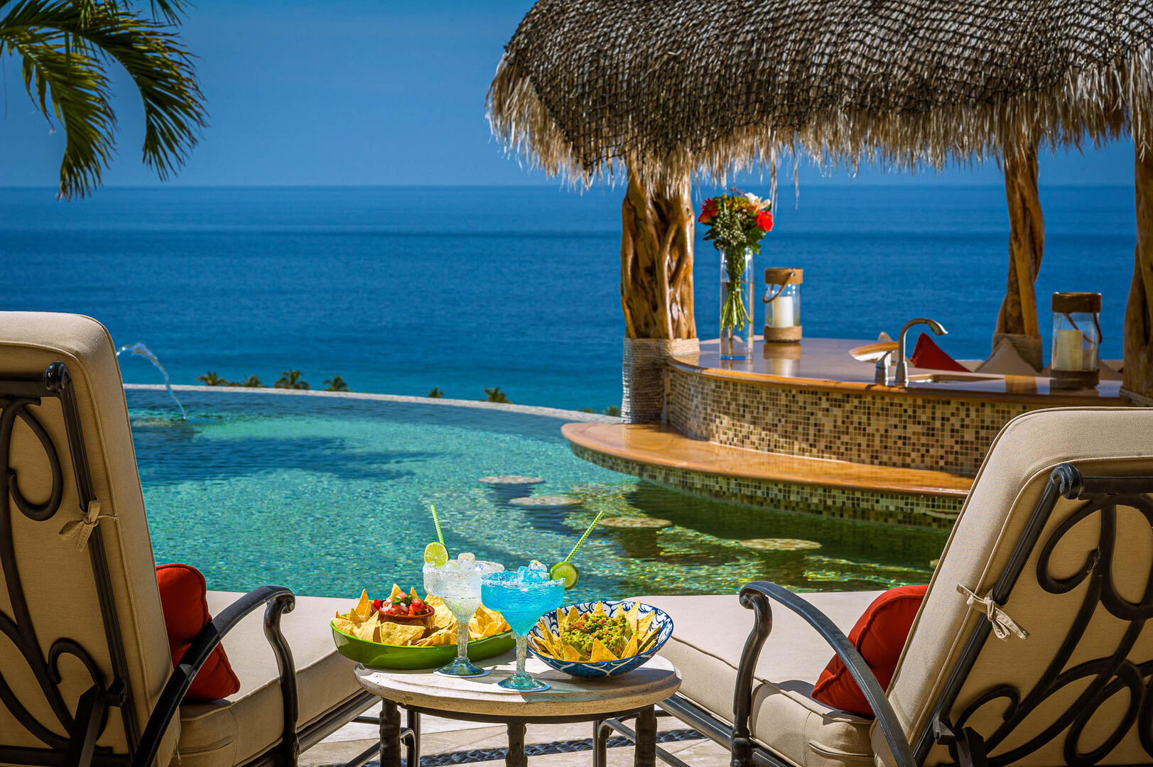 Villa Fondren, Ocean View Luxury in Fundadores with Beach Club Access Gallery 1
