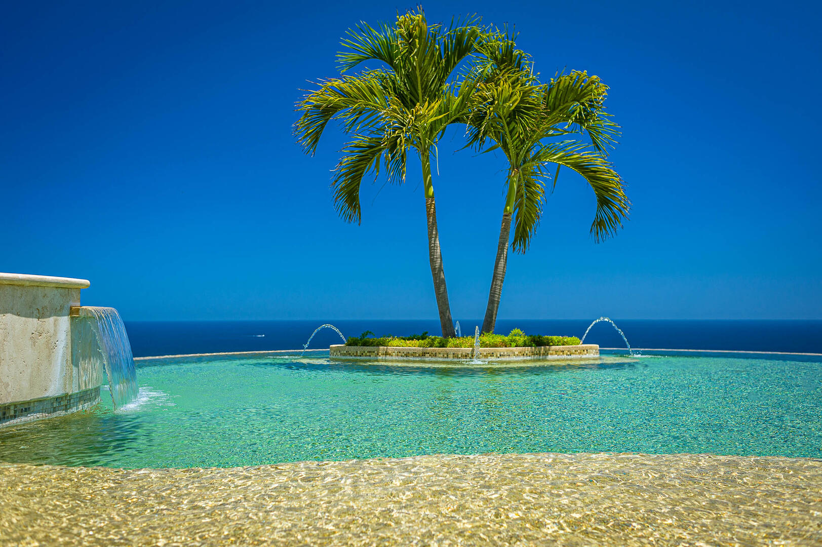 Villa Fondren, Ocean View Luxury in Fundadores with Beach Club Access - Photo 16