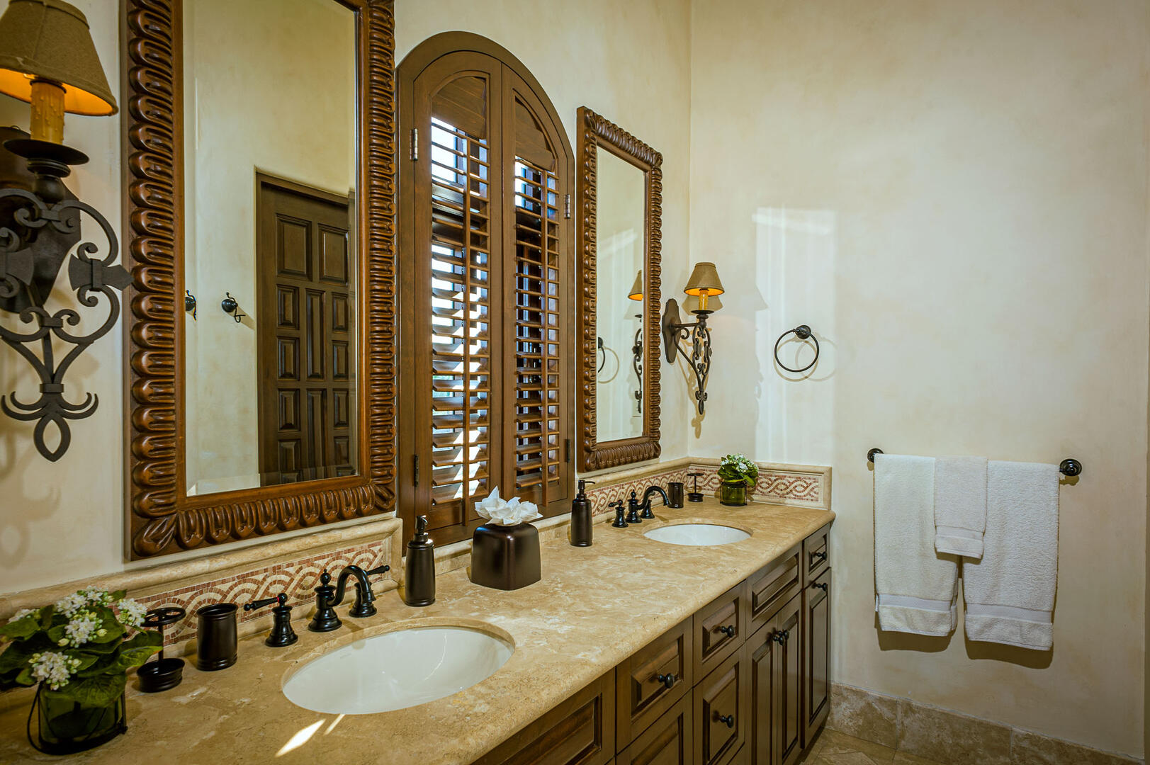 Villa Fondren, Ocean View Luxury in Fundadores with Beach Club Access - Photo 33