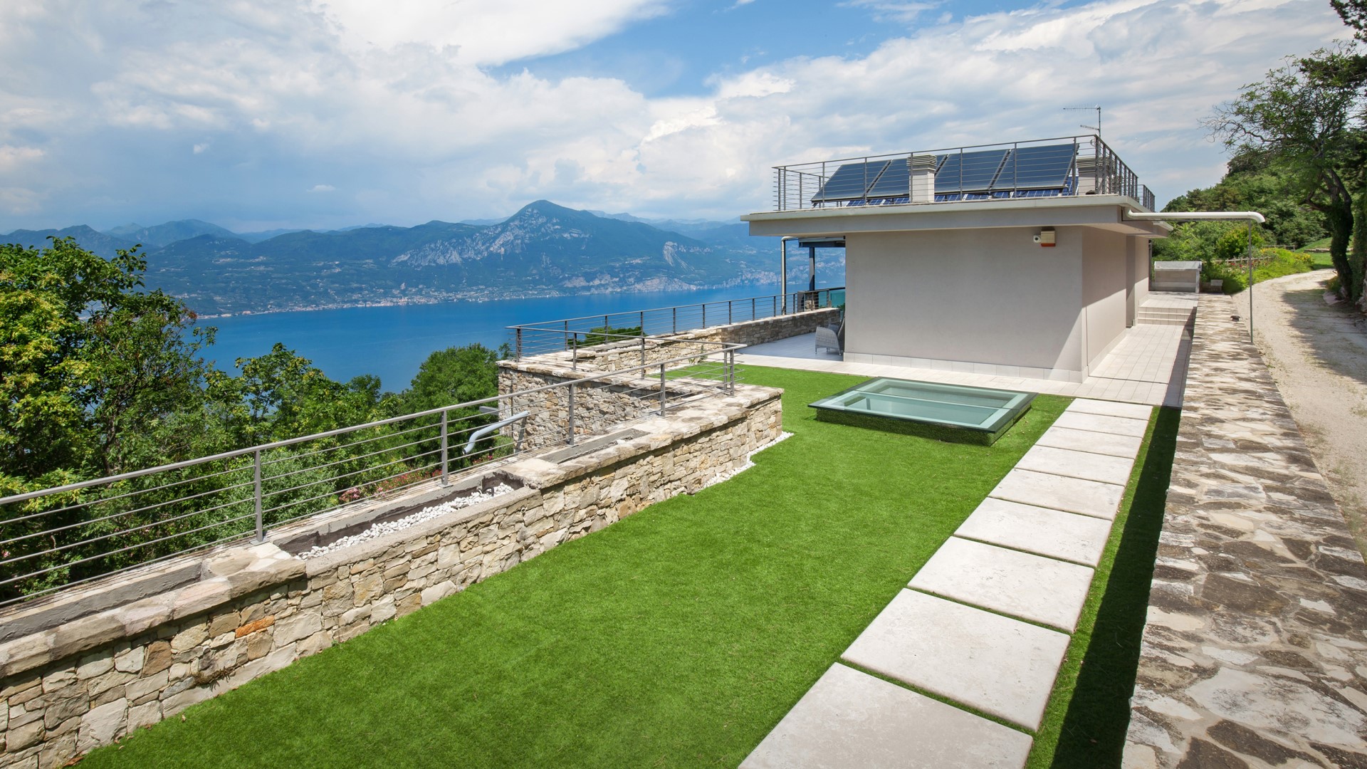 Villa Gemma, Contemporary Lake Garda Villa above San Zeno di Montagna - Photo 12