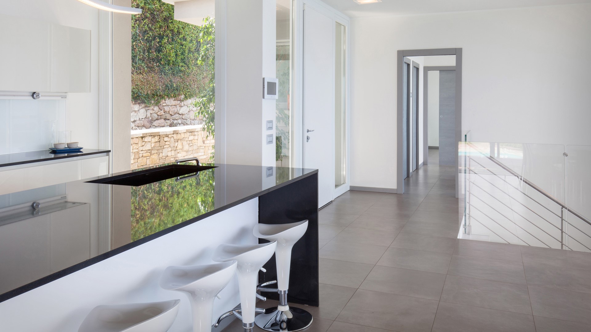 Villa Gemma, Contemporary Lake Garda Villa above San Zeno di Montagna - Photo 30