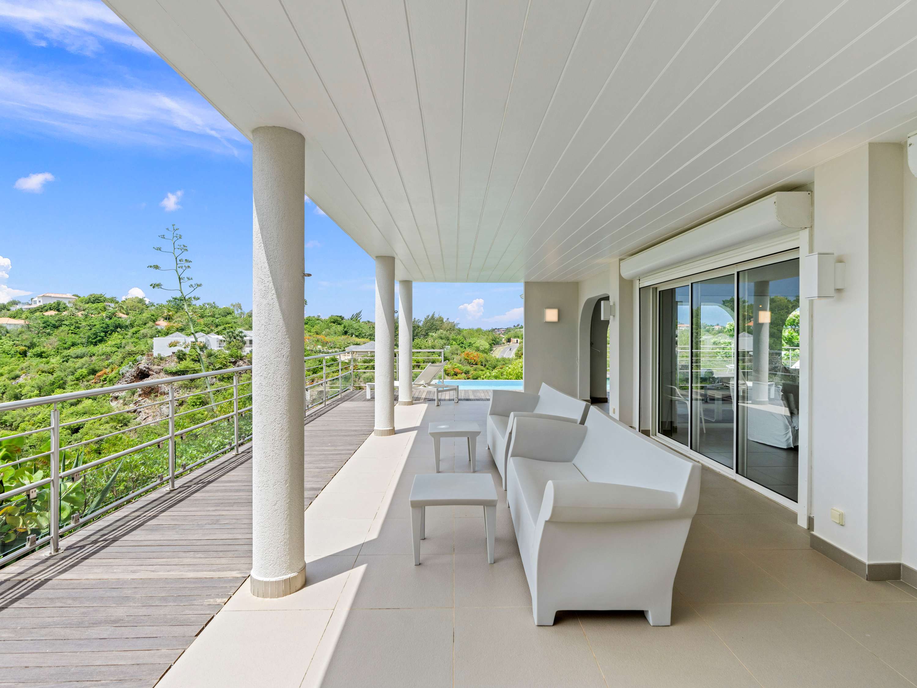 Villa Imagine in Terres Basses, Oceanfront Five Bedroom Villa with Private Pool - Photo 11