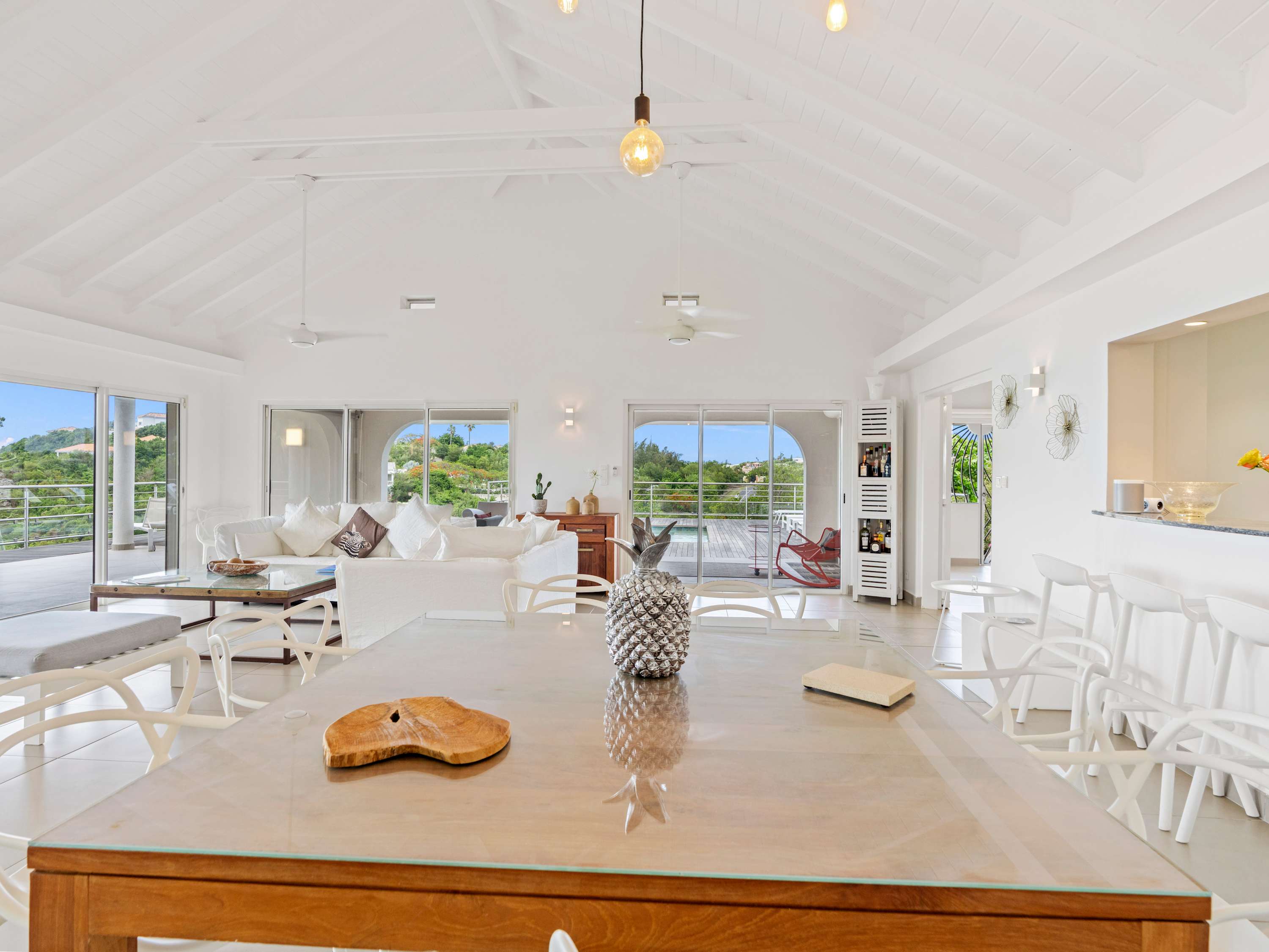Villa Imagine in Terres Basses, Oceanfront Five Bedroom Villa with Private Pool - Photo 5