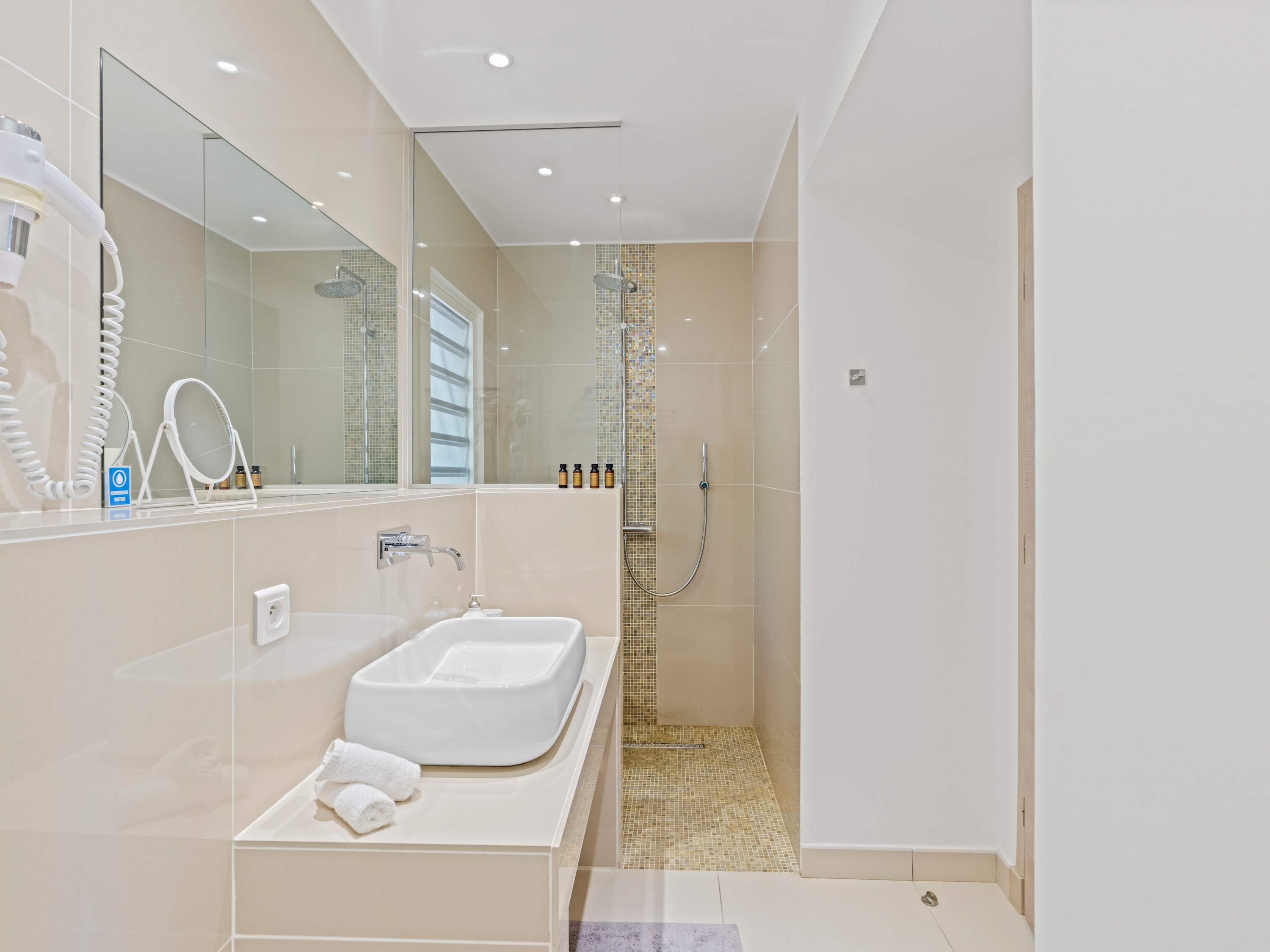 Villa Imagine in Terres Basses, Oceanfront Five Bedroom Villa with Private Pool - Photo 53